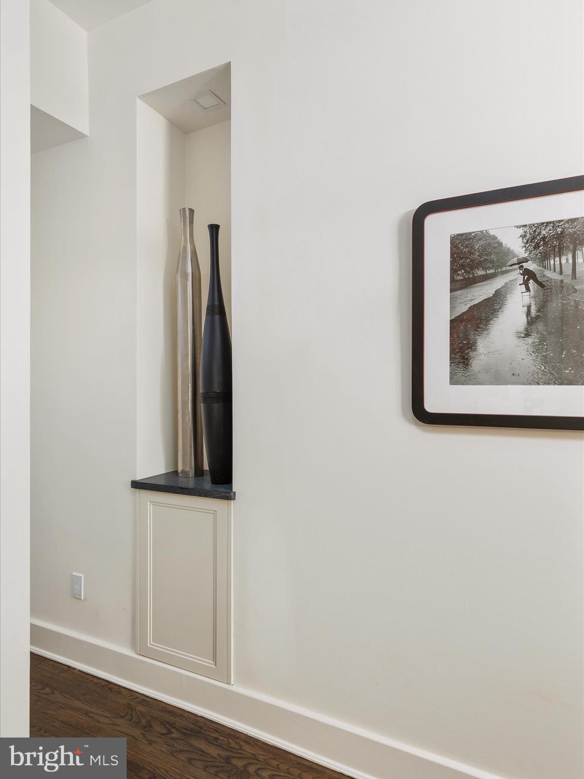 1527 30TH STREET NW B21
