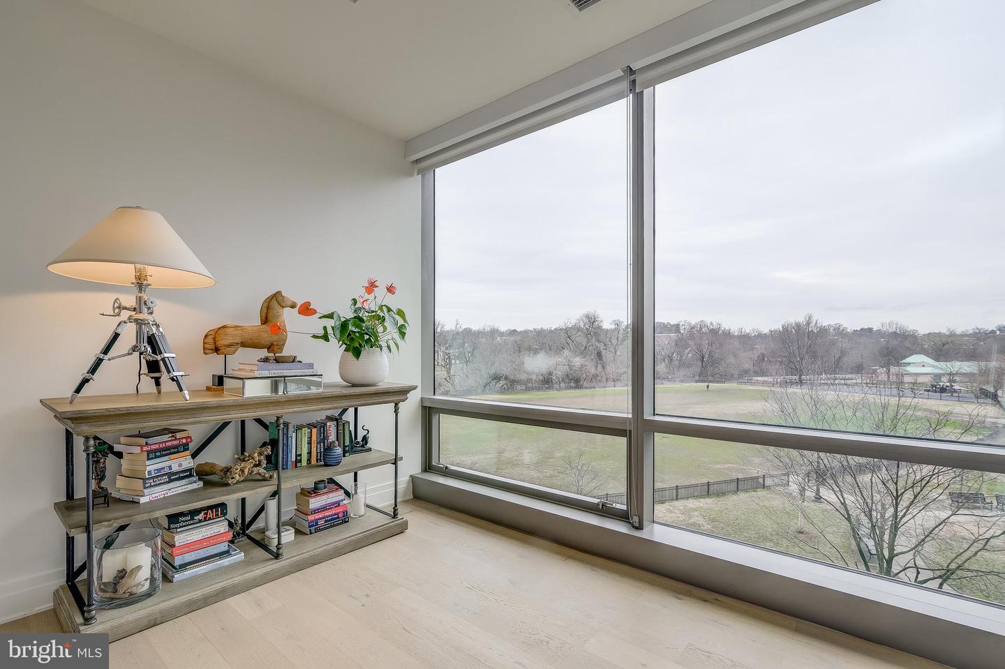 2501 M St NW #301