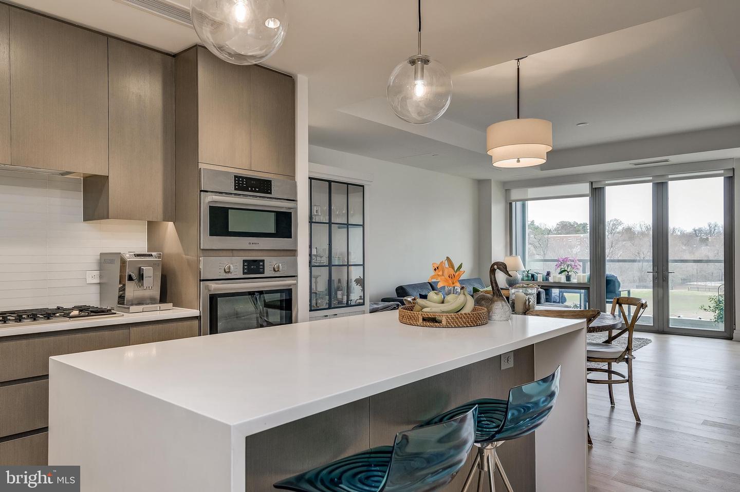 2501 M St NW #301