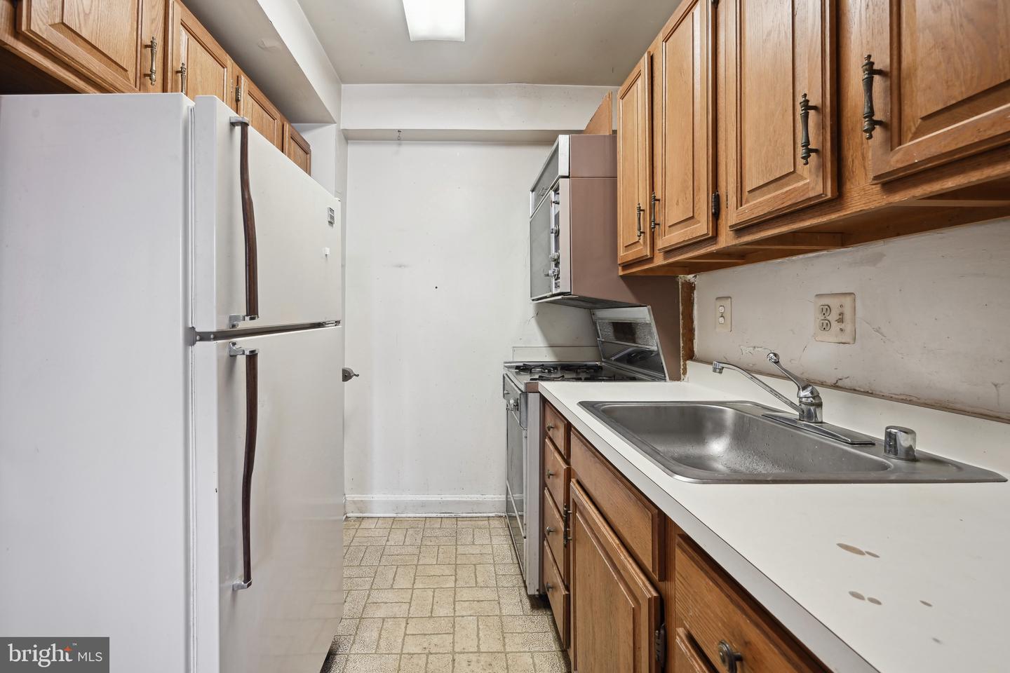 5315 Connecticut Ave NW #506