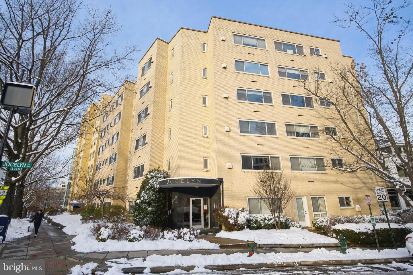 5315 Connecticut Ave NW #506