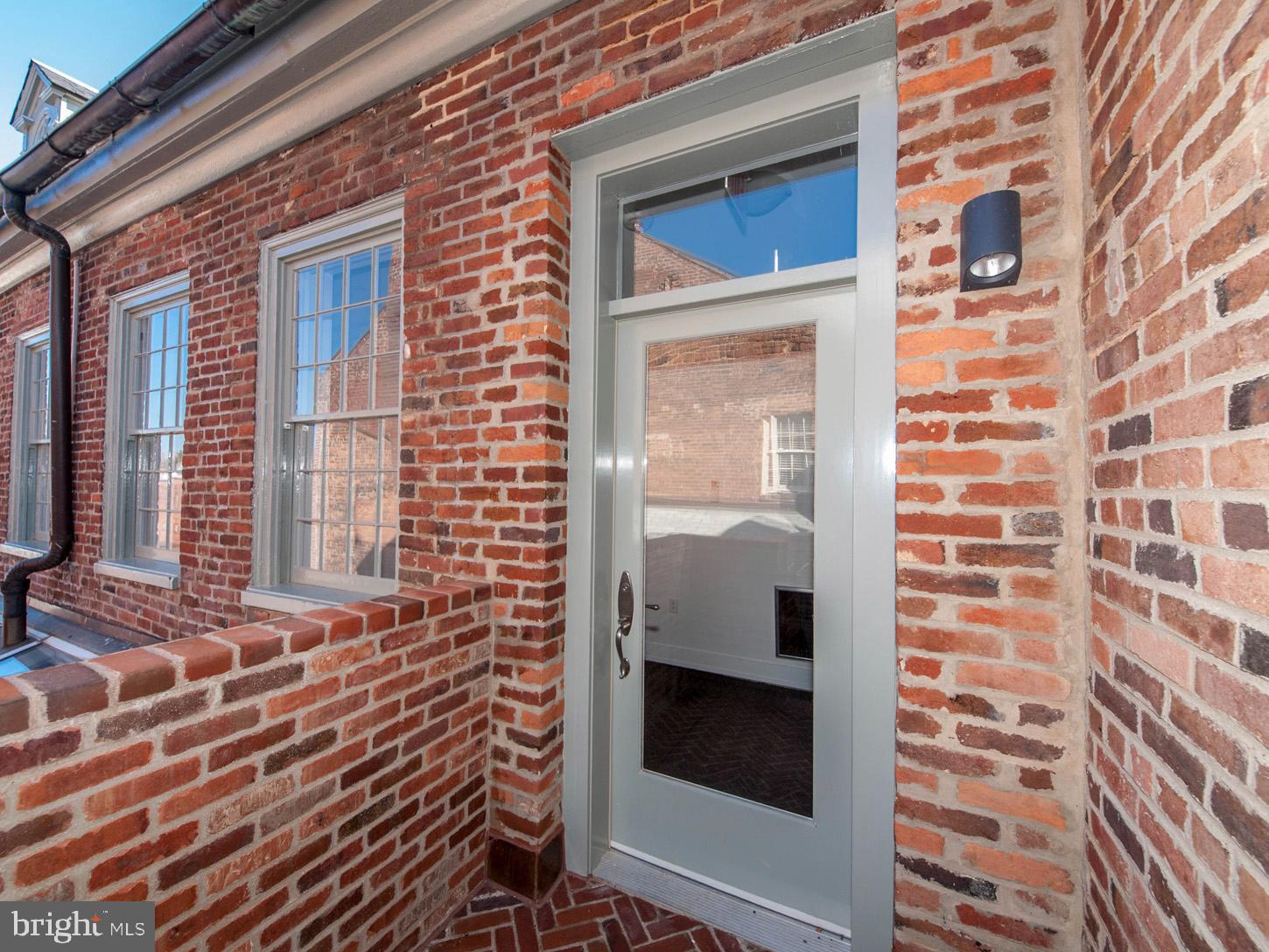 1202 30TH STREET NW C