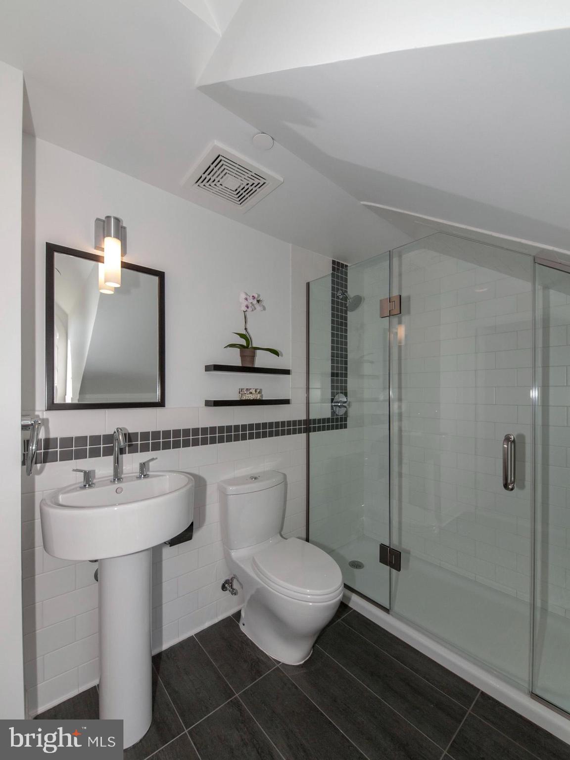 1202 30TH STREET NW C