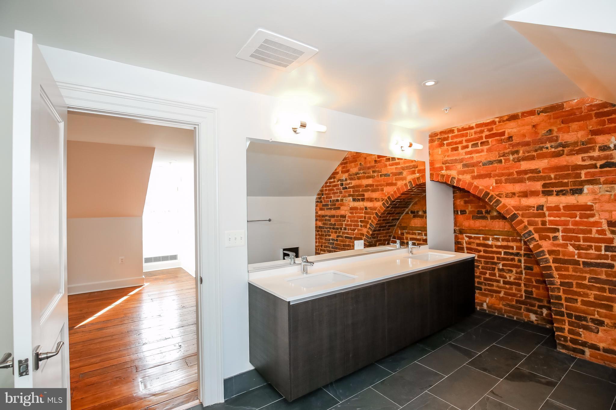 3009 M STREET NW 2