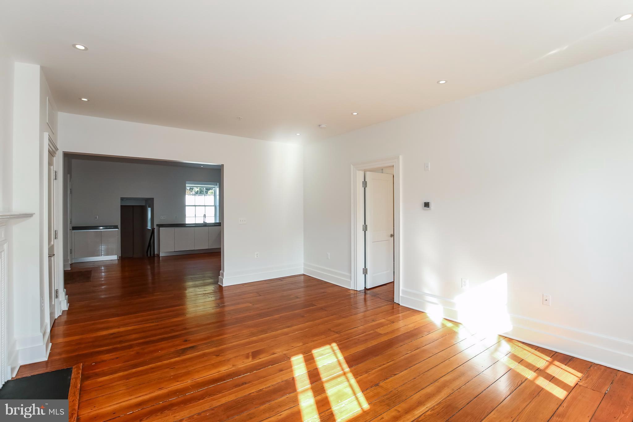 3009 M STREET NW 2
