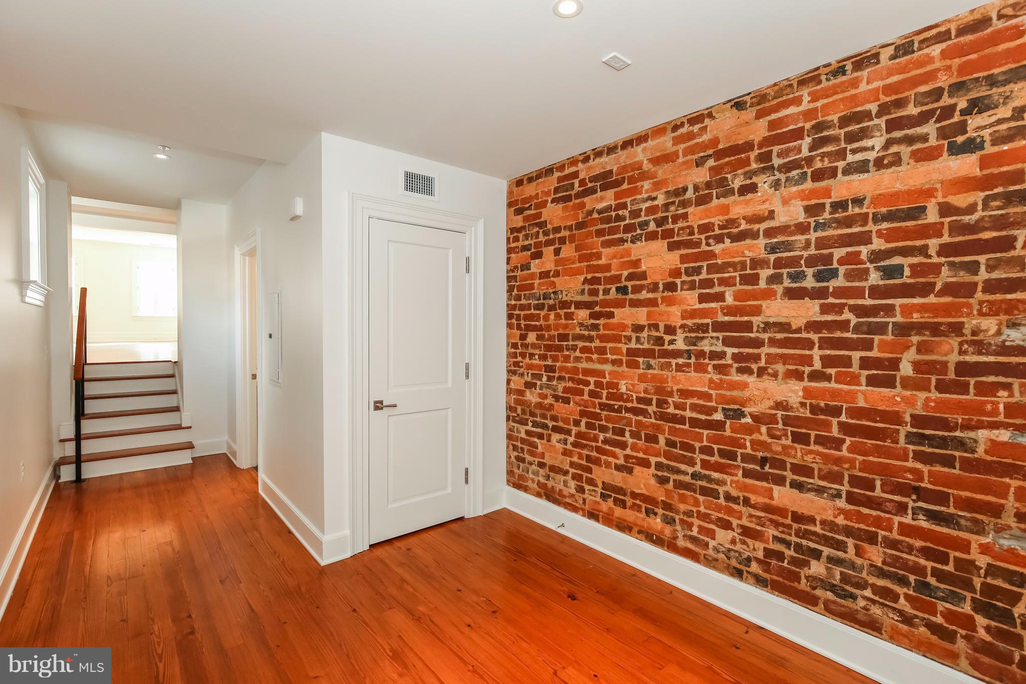 3009 M STREET NW 2