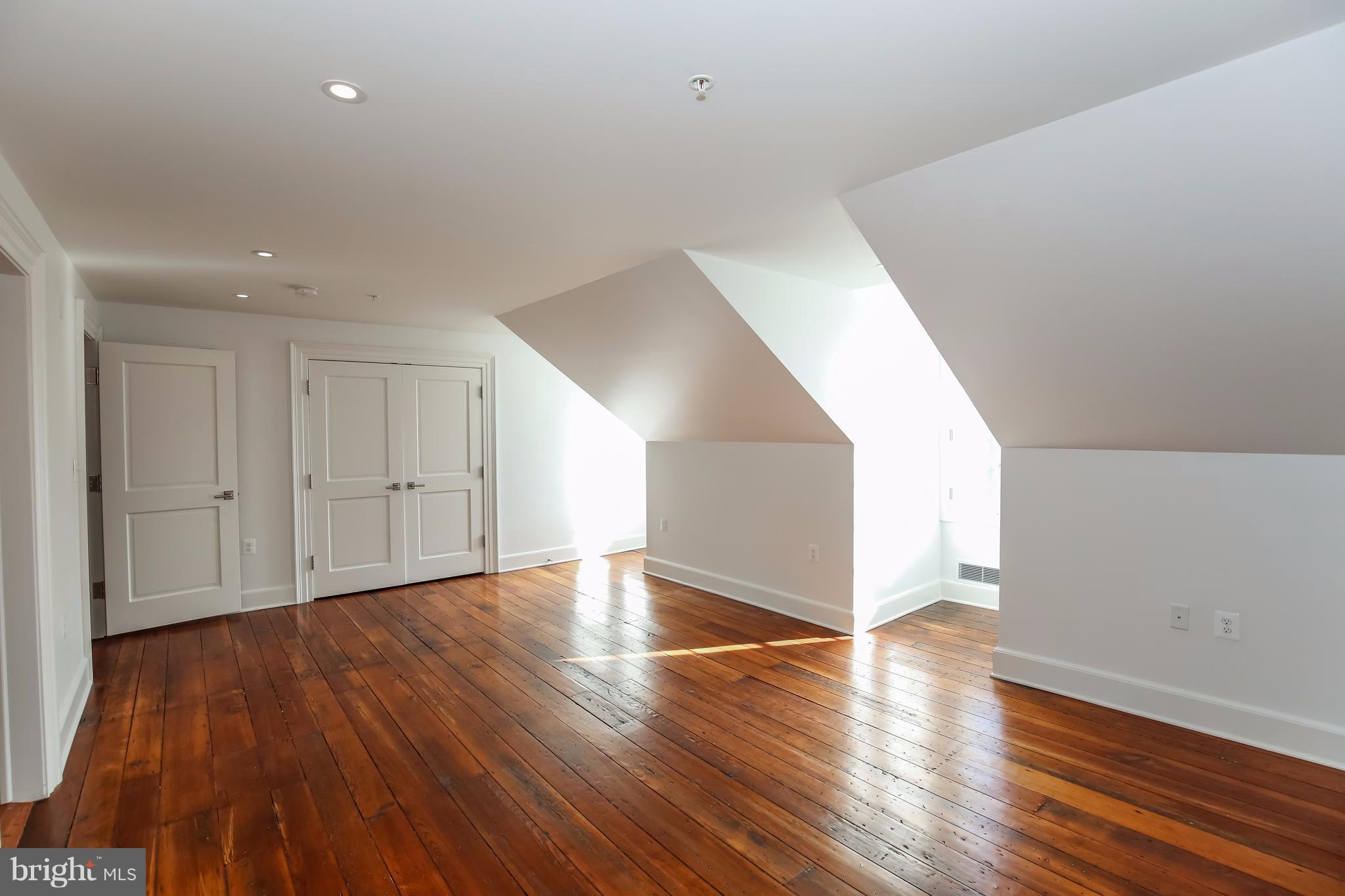3009 M STREET NW 2