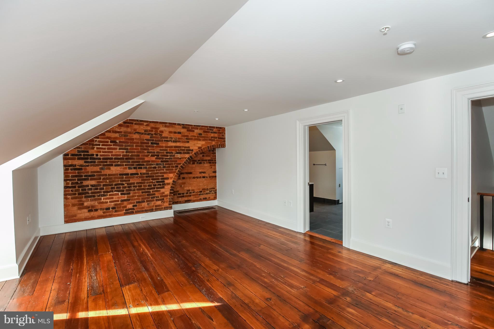3009 M STREET NW 2