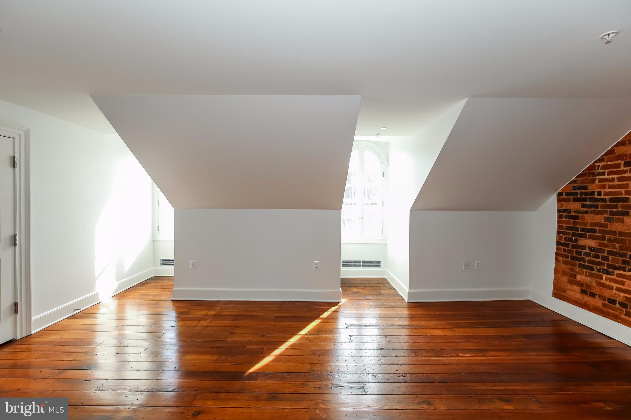 3009 M STREET NW 2