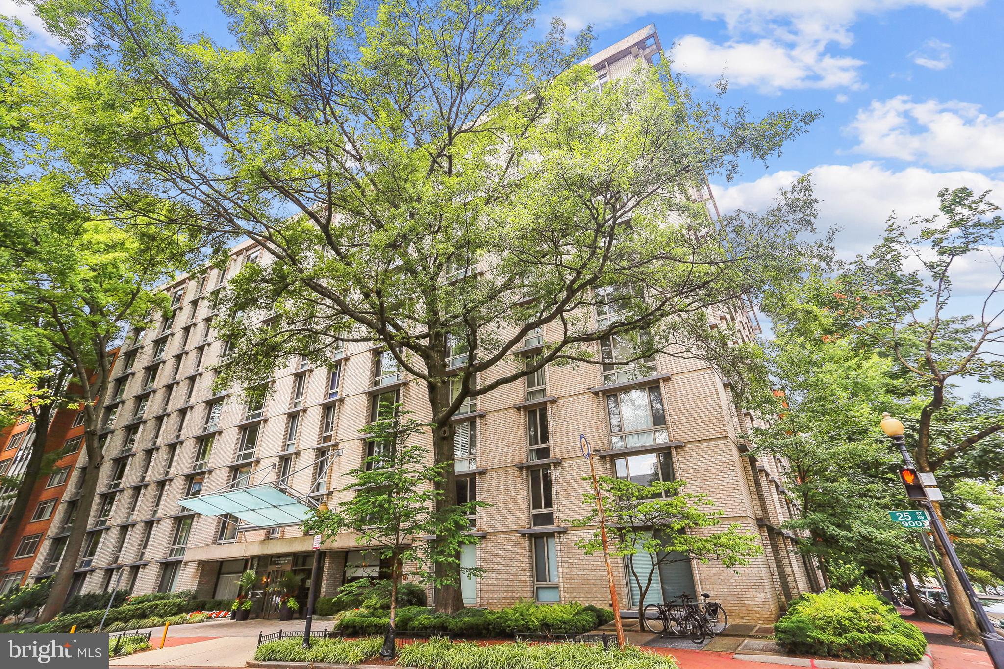 950 25TH STREET NW 214N