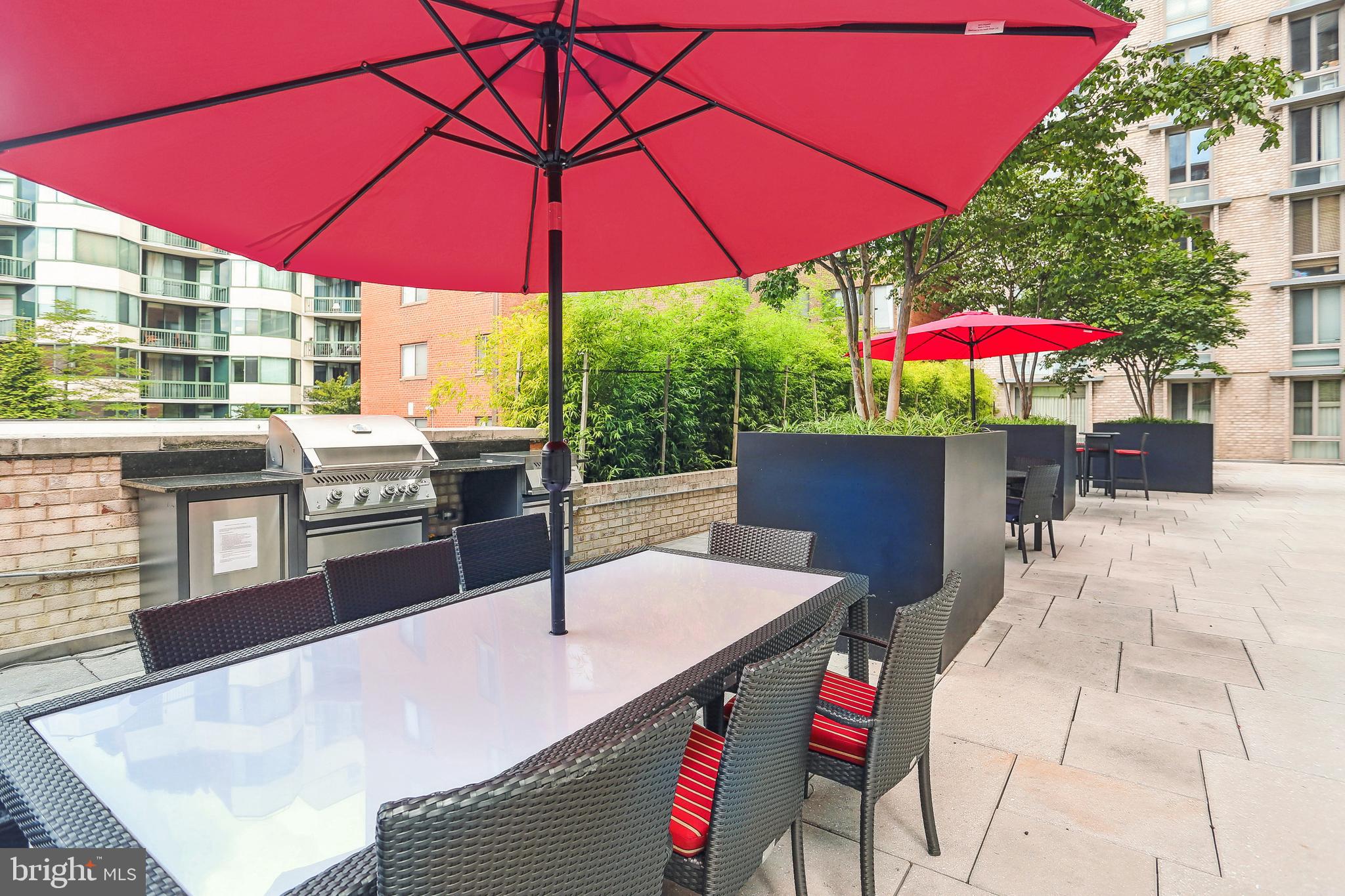 950 25TH STREET NW 214N