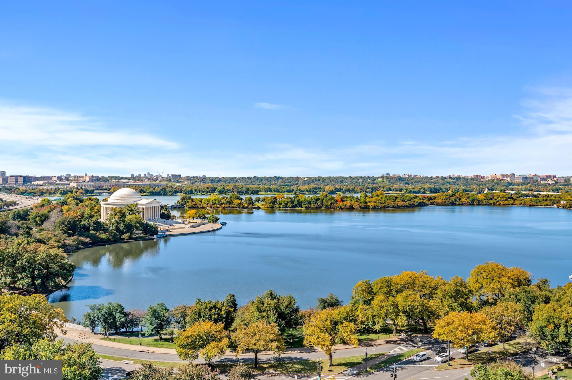 1331 MARYLAND AVENUE SW PH01