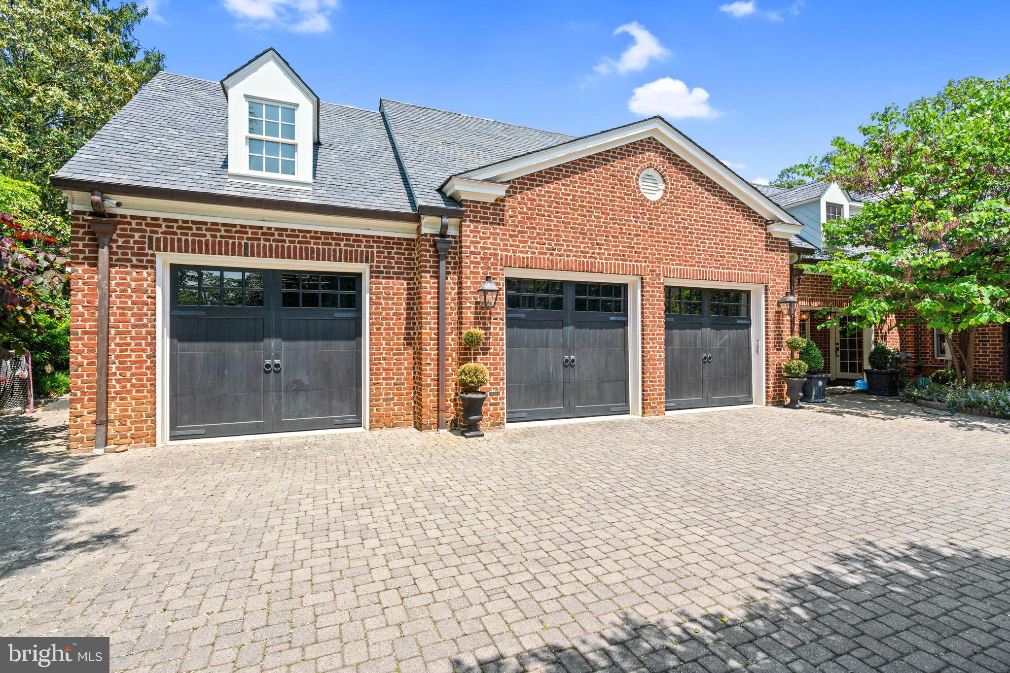 2601 FOXHALL ROAD NW