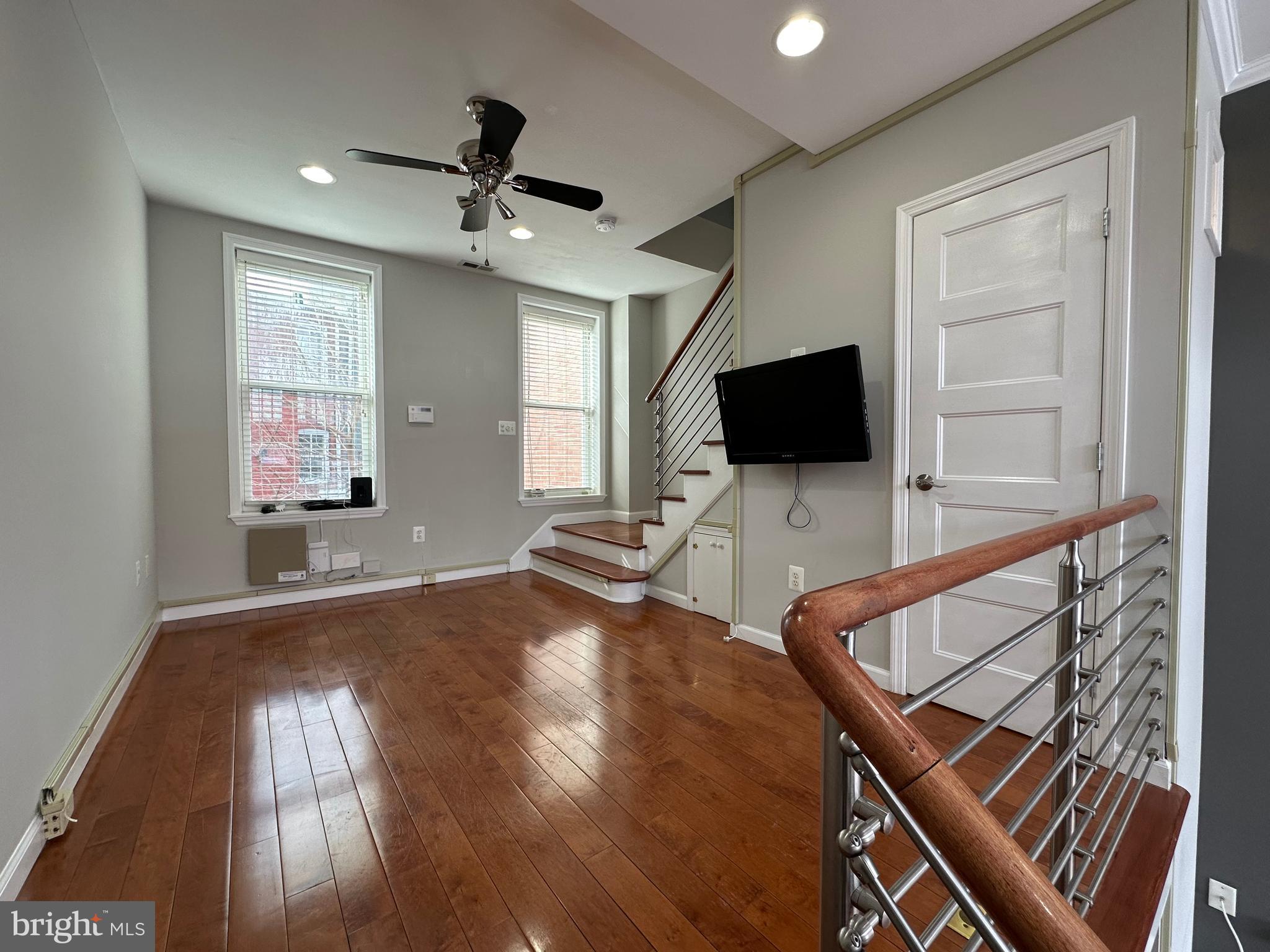 1231 PENNSYLVANIA AVENUE SE