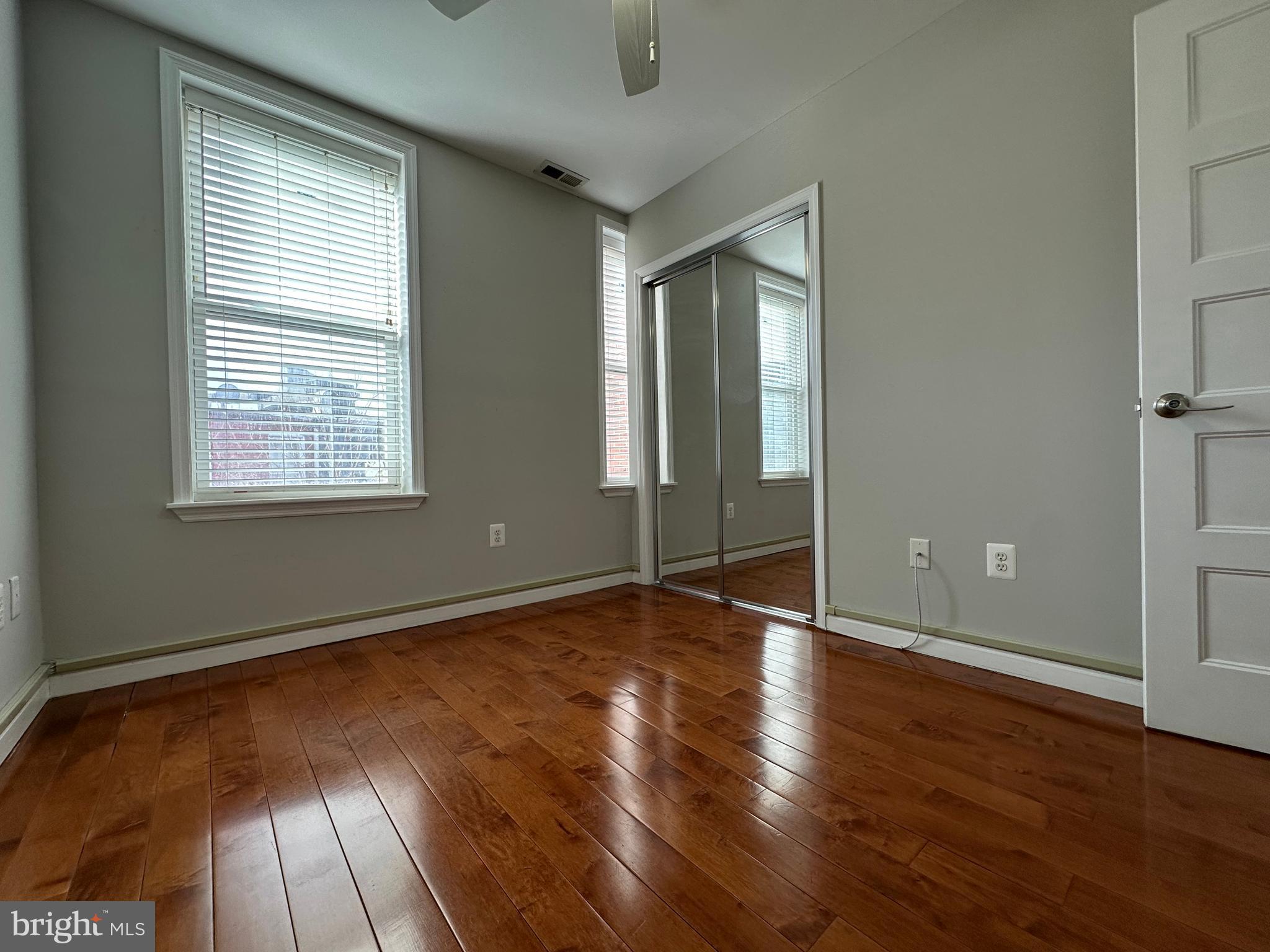 1231 PENNSYLVANIA AVENUE SE