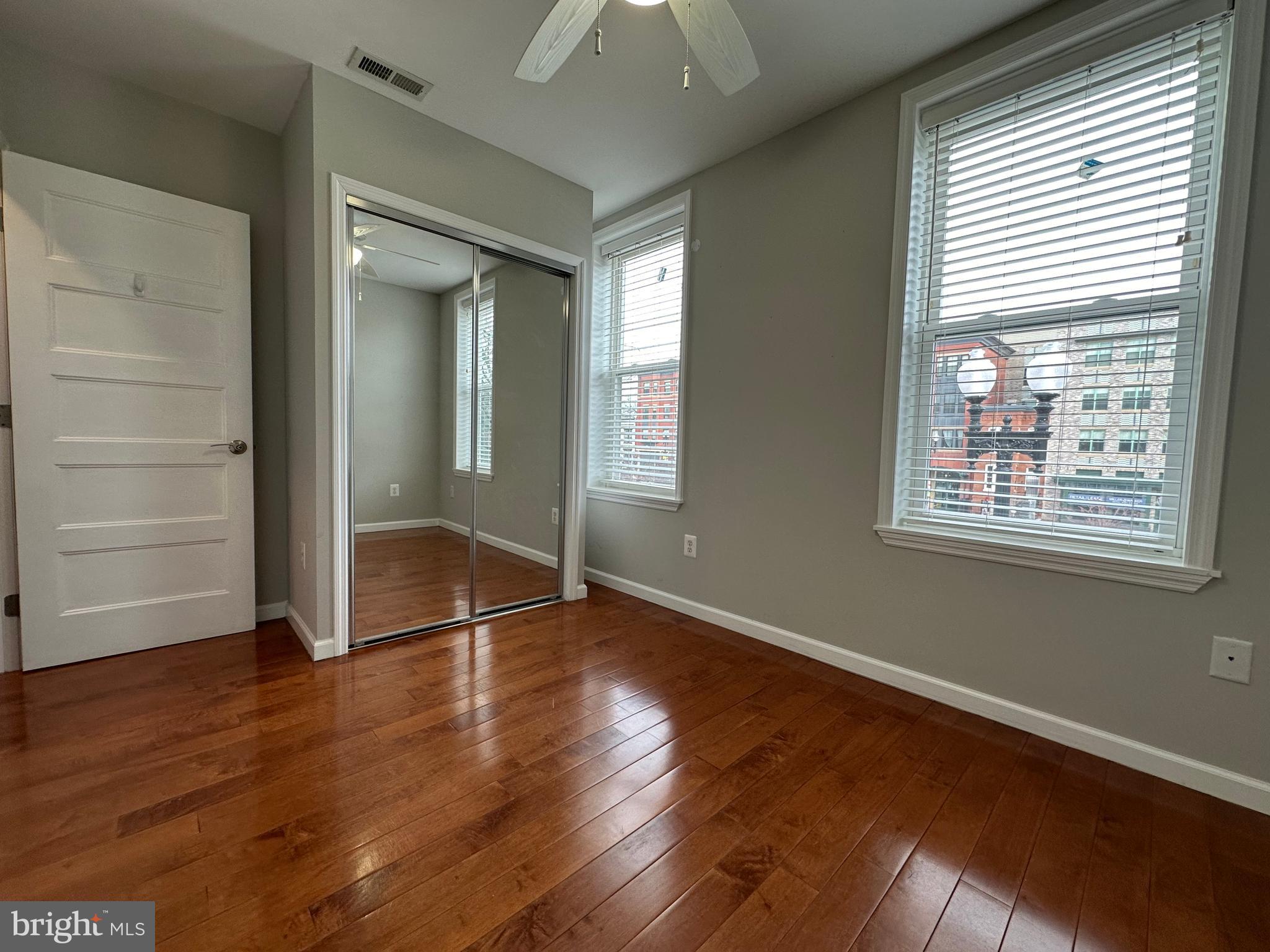 1231 PENNSYLVANIA AVENUE SE