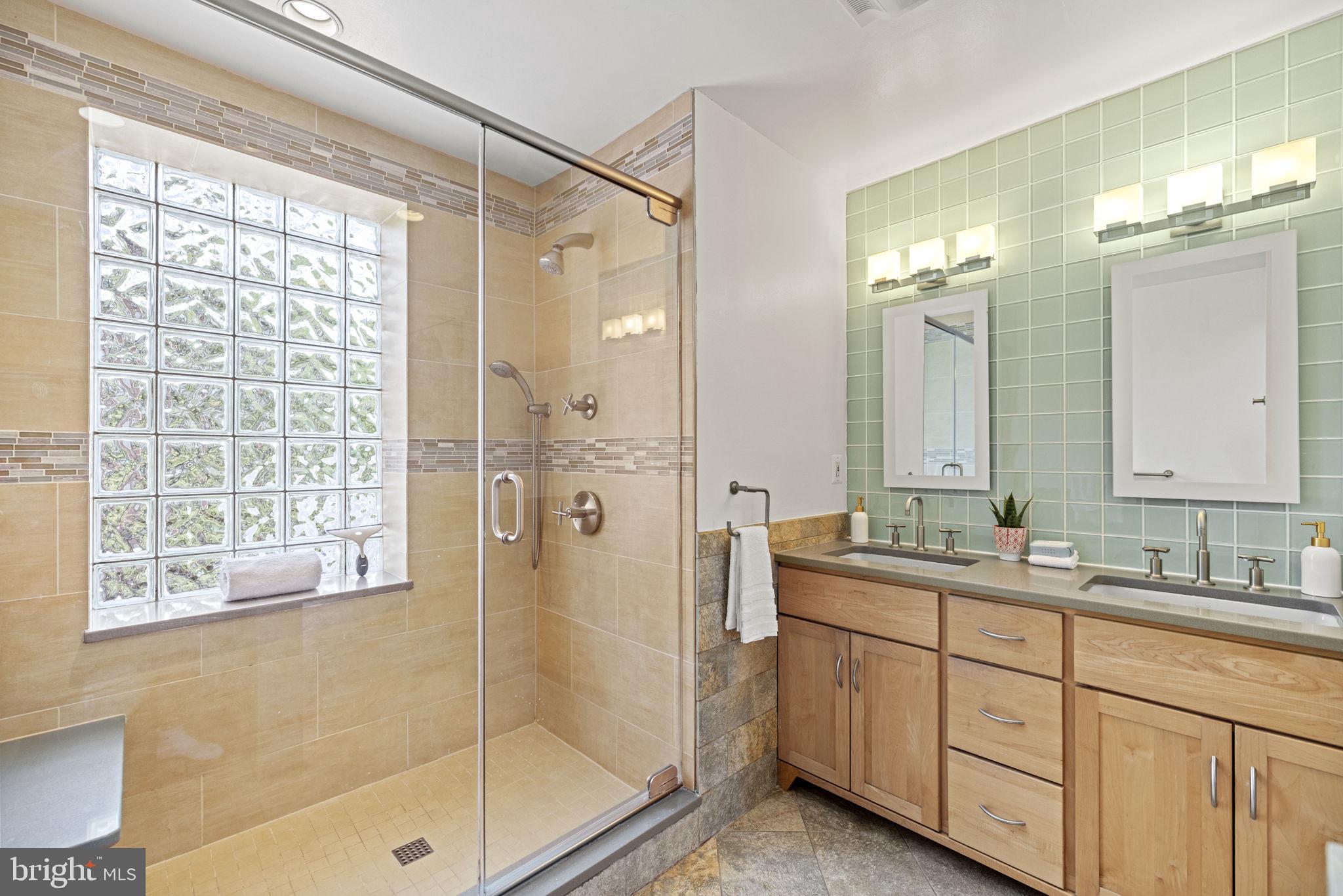 1813 15TH STREET NW