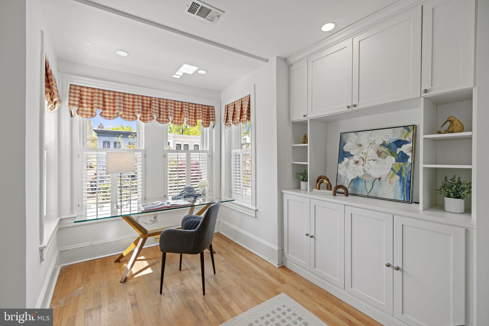 1813 15TH STREET NW