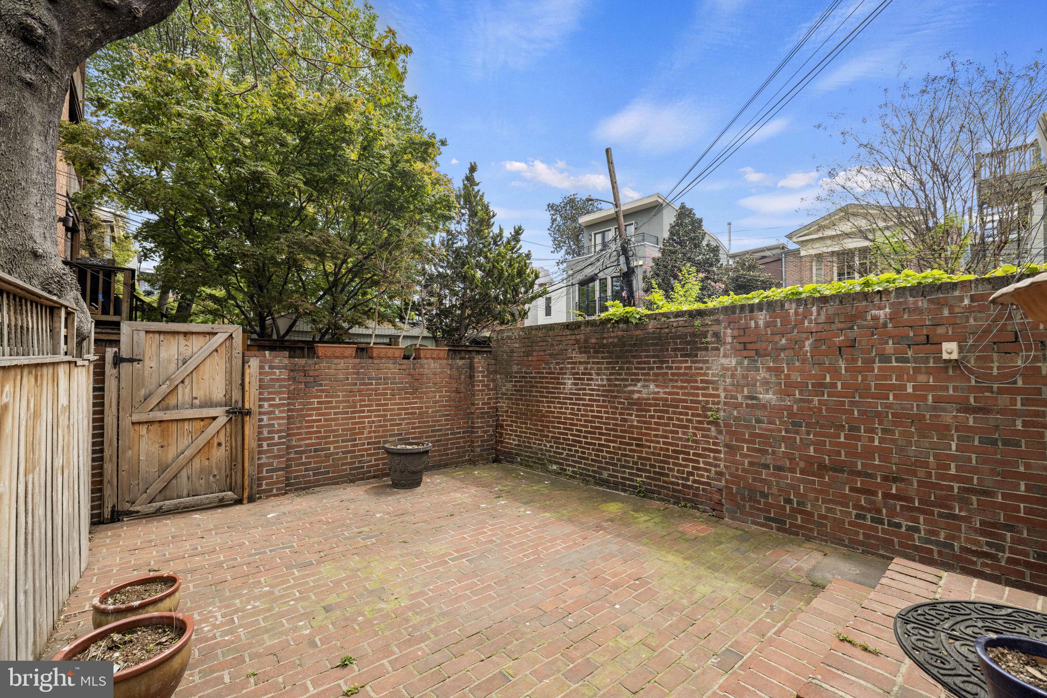 1813 15TH STREET NW