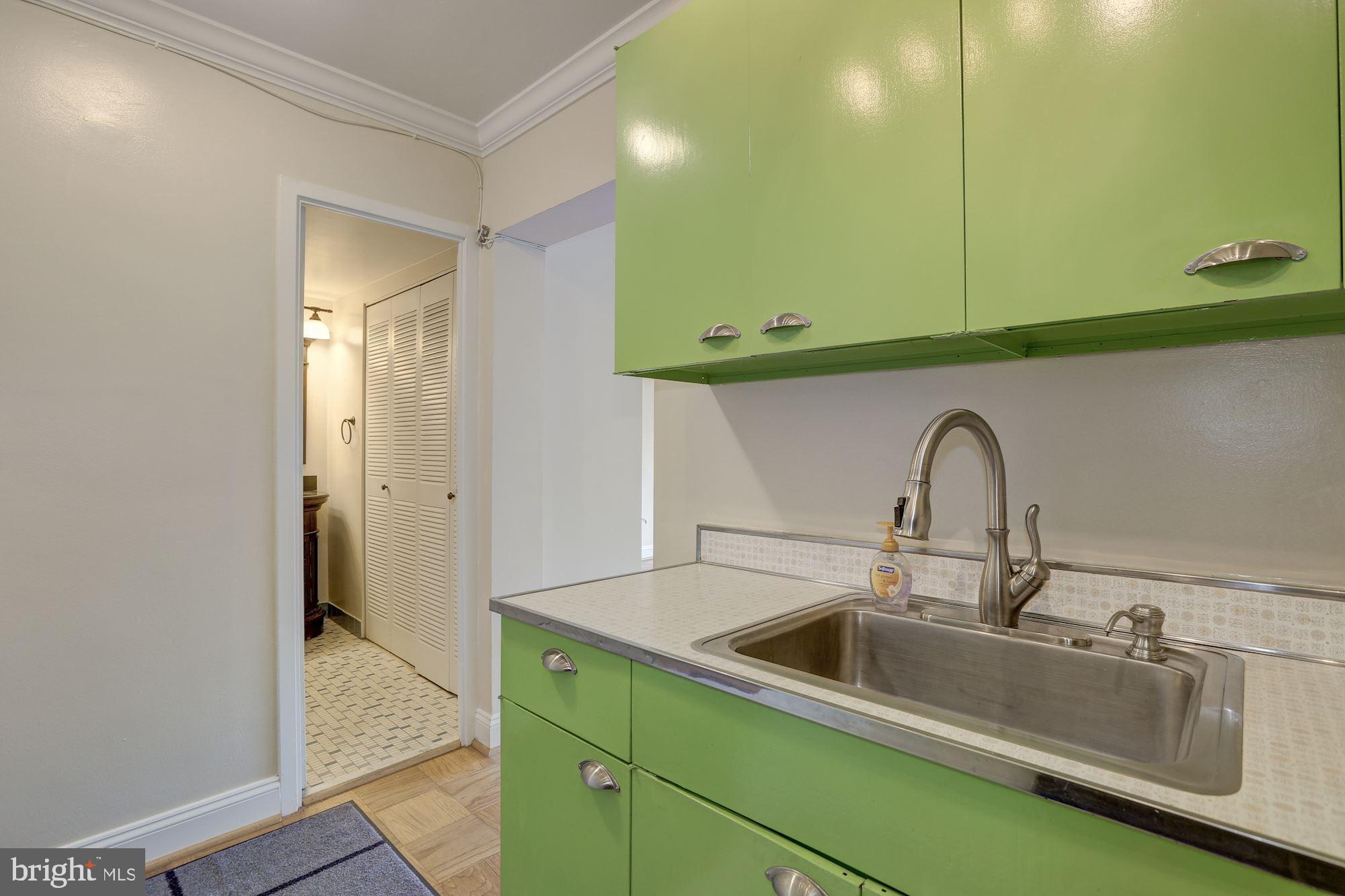 922 24TH STREET NW 714