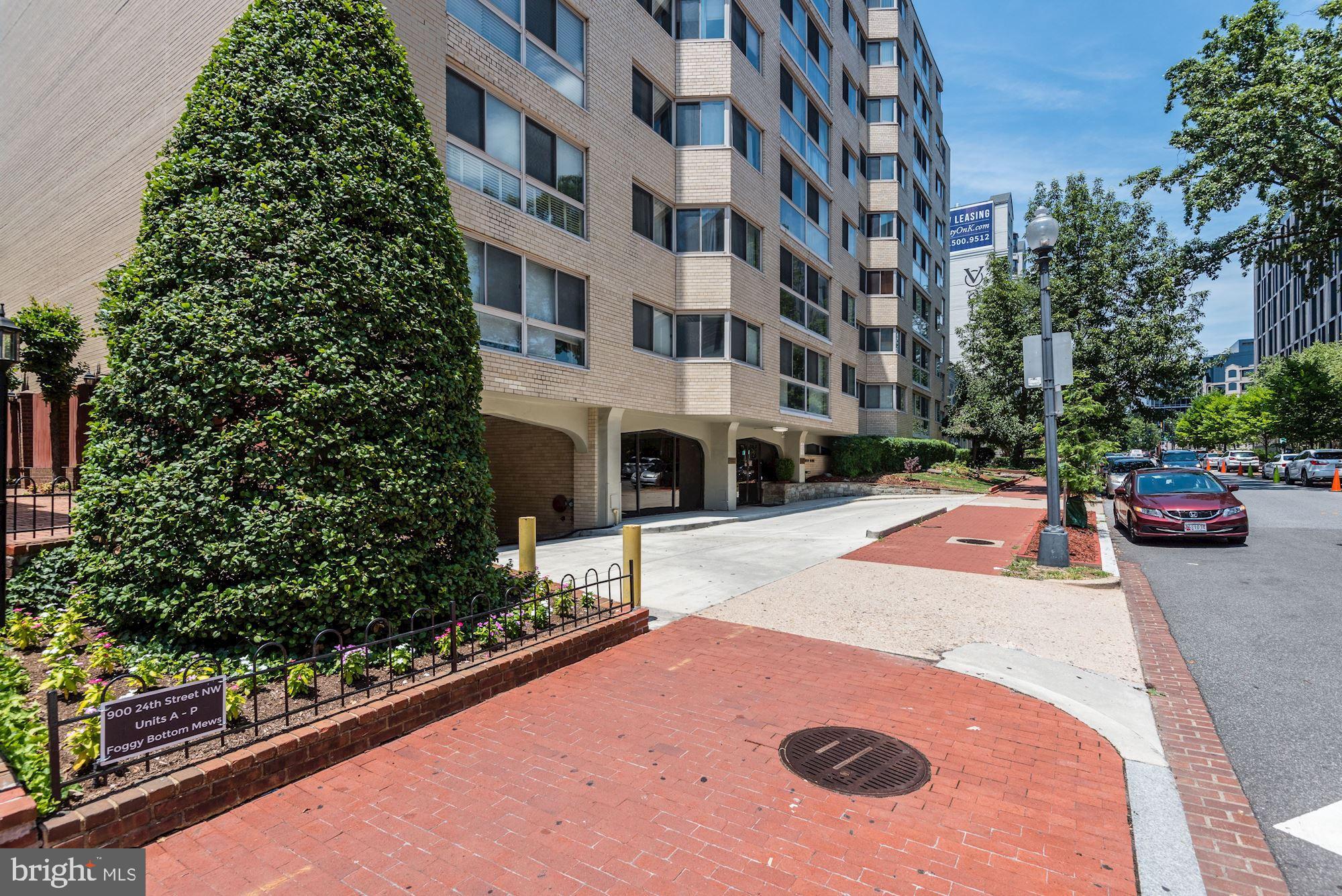 922 24TH STREET NW 714