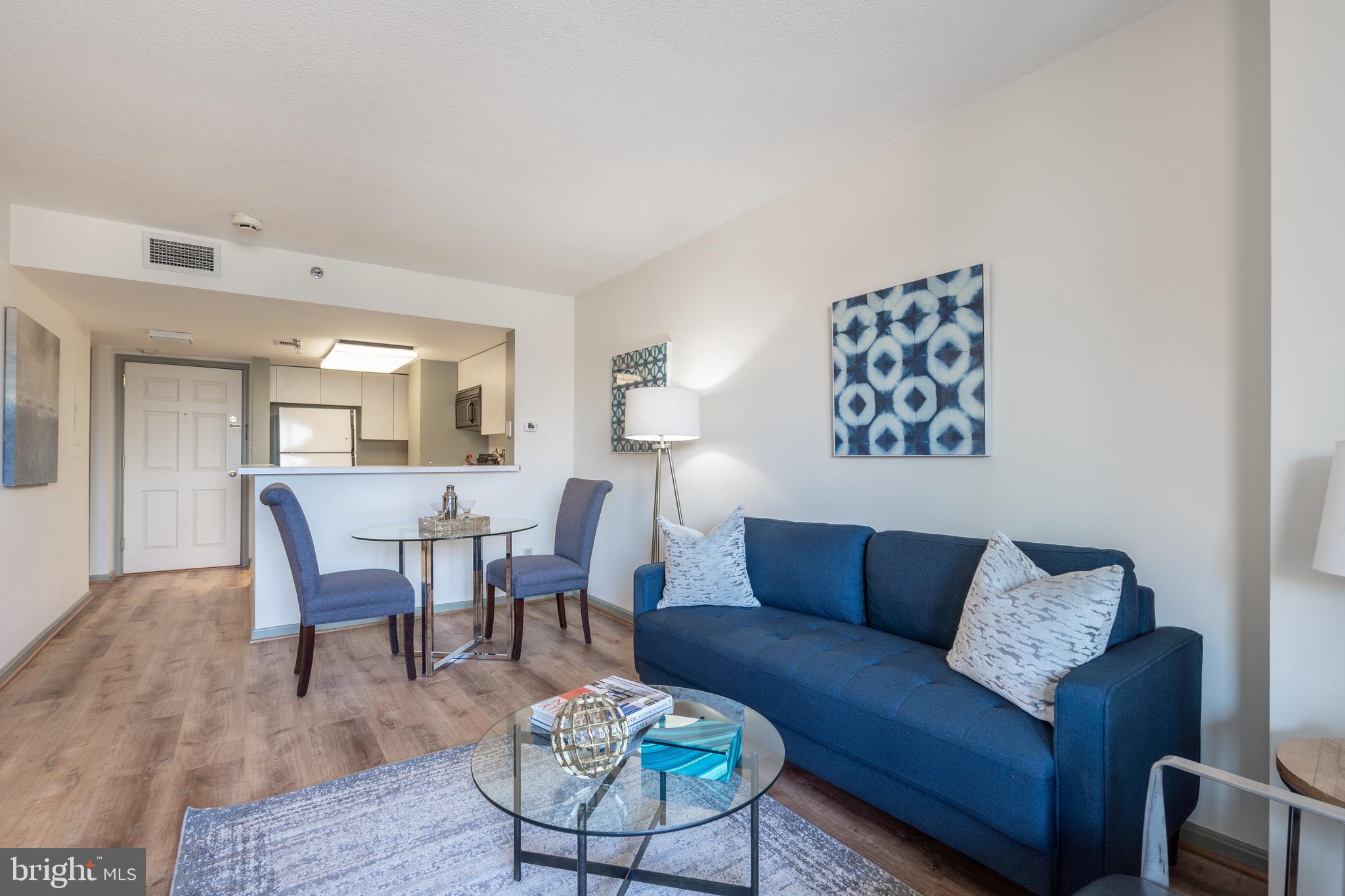 701 PENNSYLVANIA AVENUE NW 1106