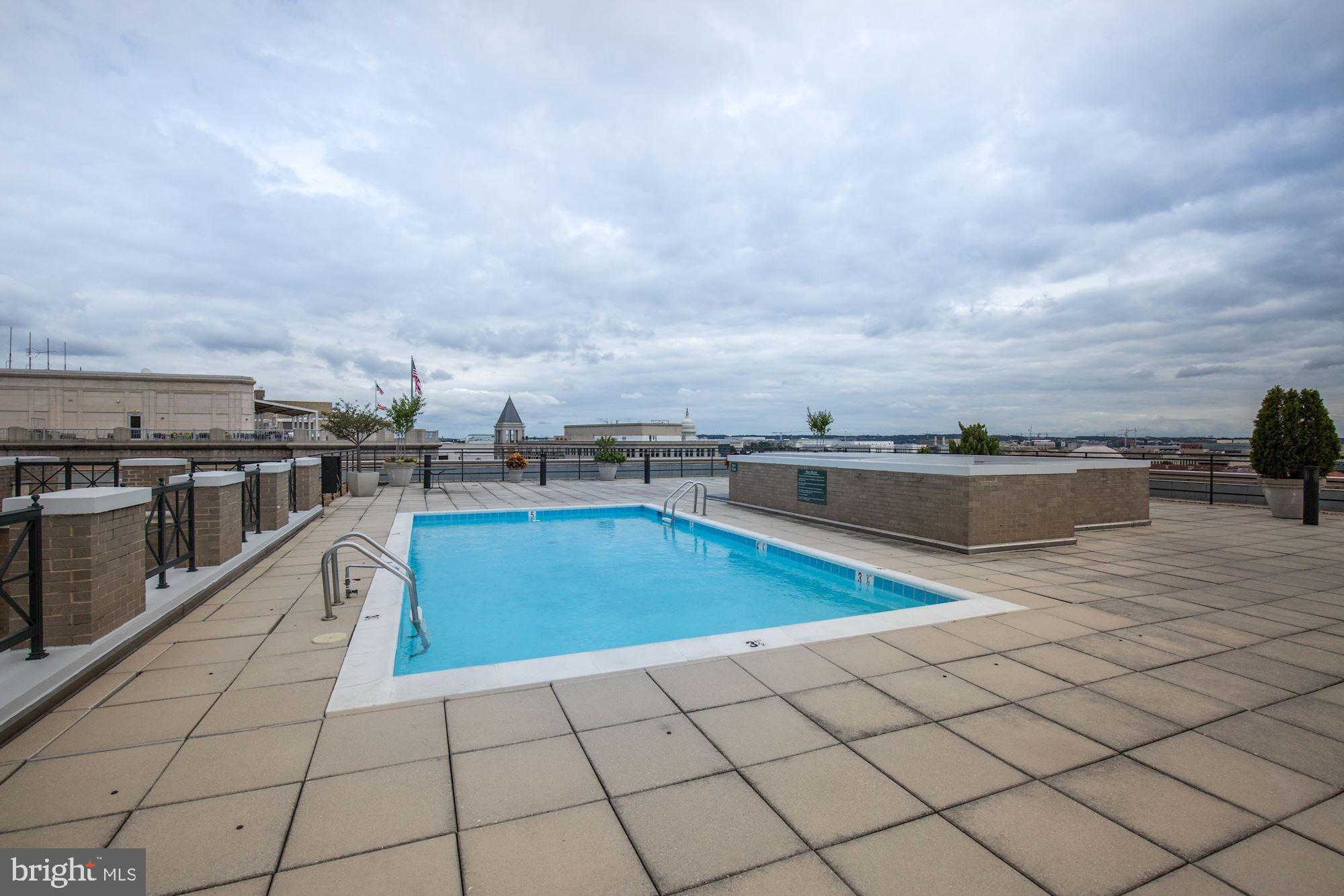 701 PENNSYLVANIA AVENUE NW 1106