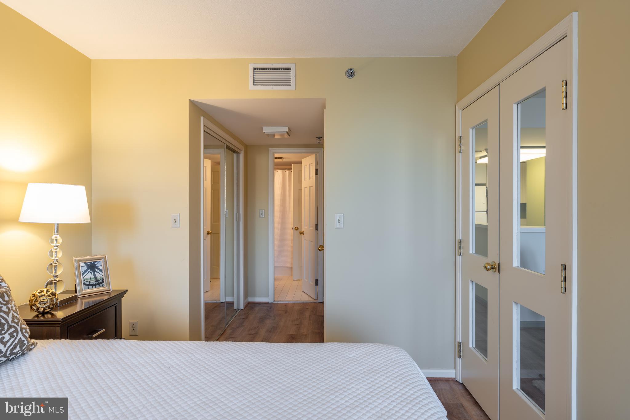 701 PENNSYLVANIA AVENUE NW 1106