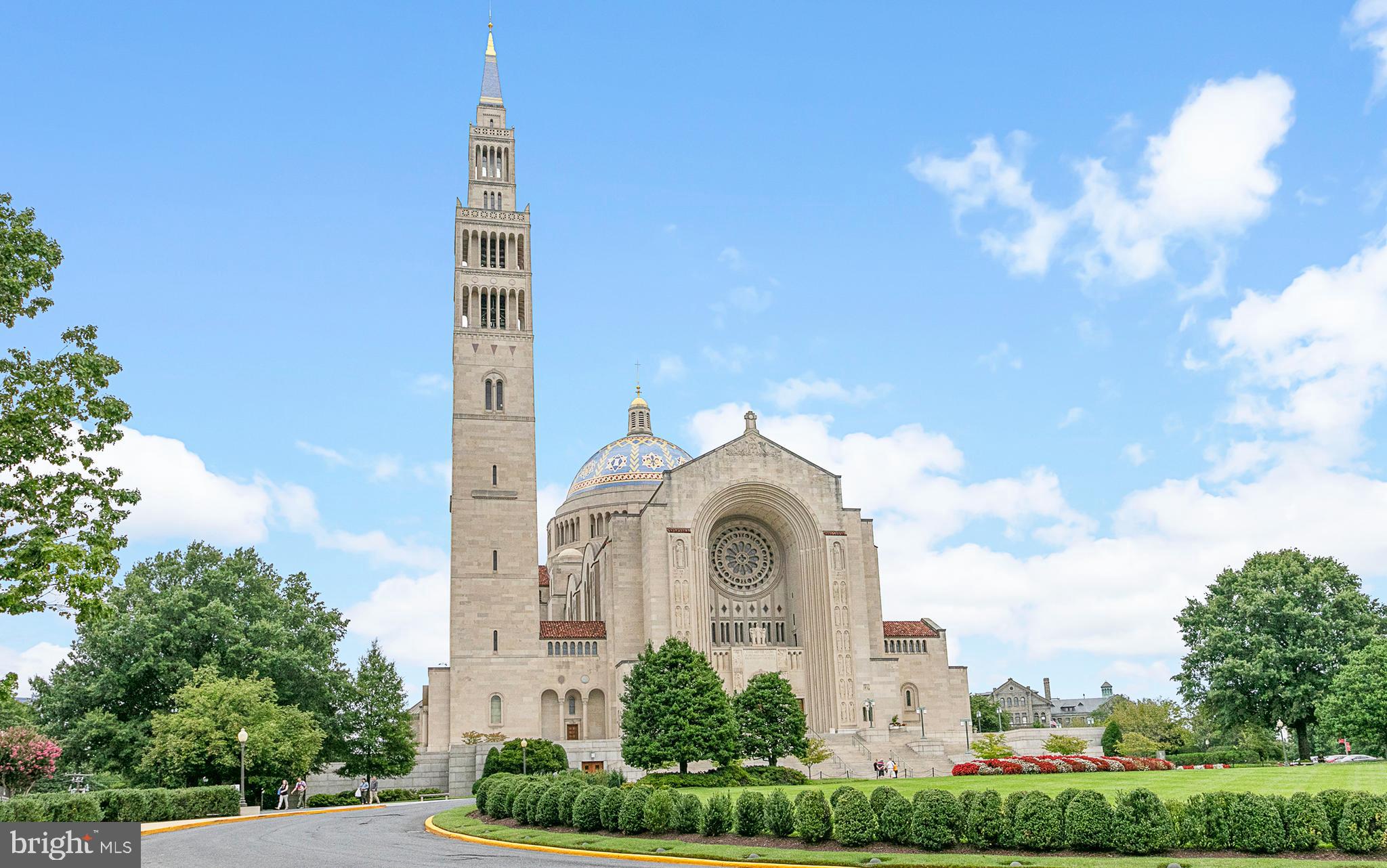 3103 CHANCELLORS WAY NE