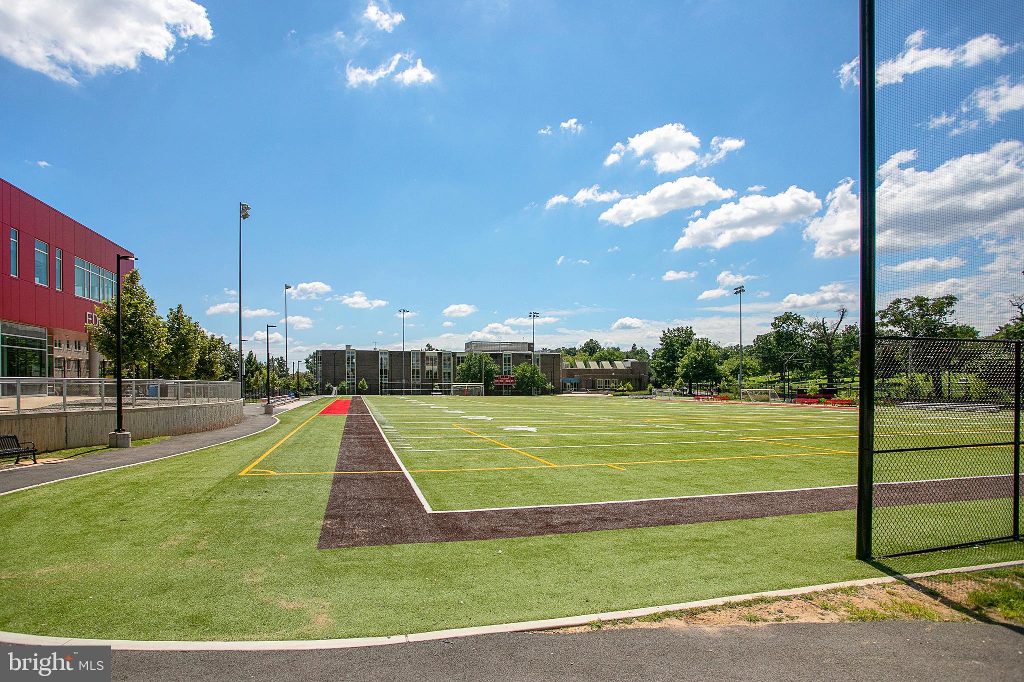 3103 CHANCELLORS WAY NE