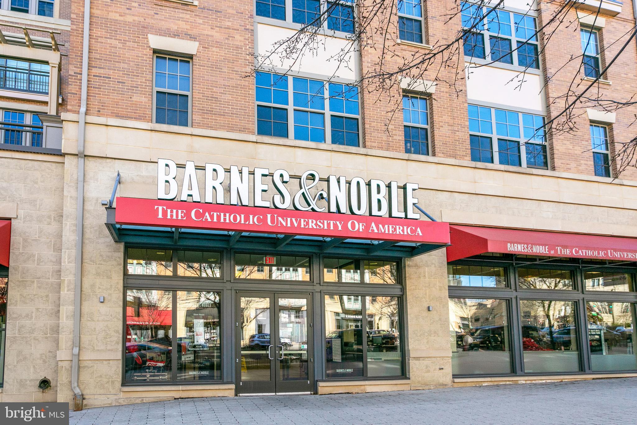 3103 CHANCELLORS WAY NE