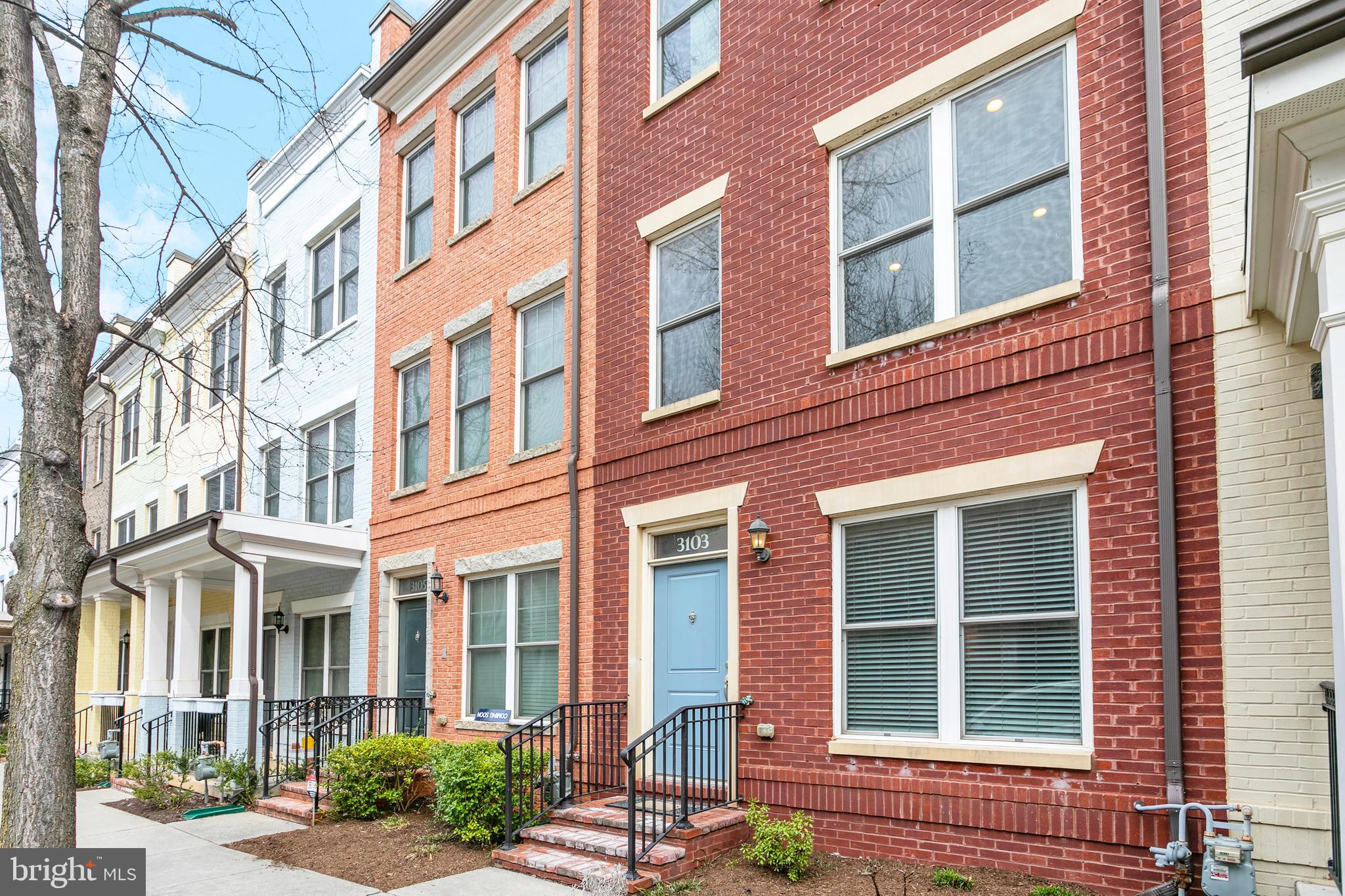 3103 CHANCELLORS WAY NE