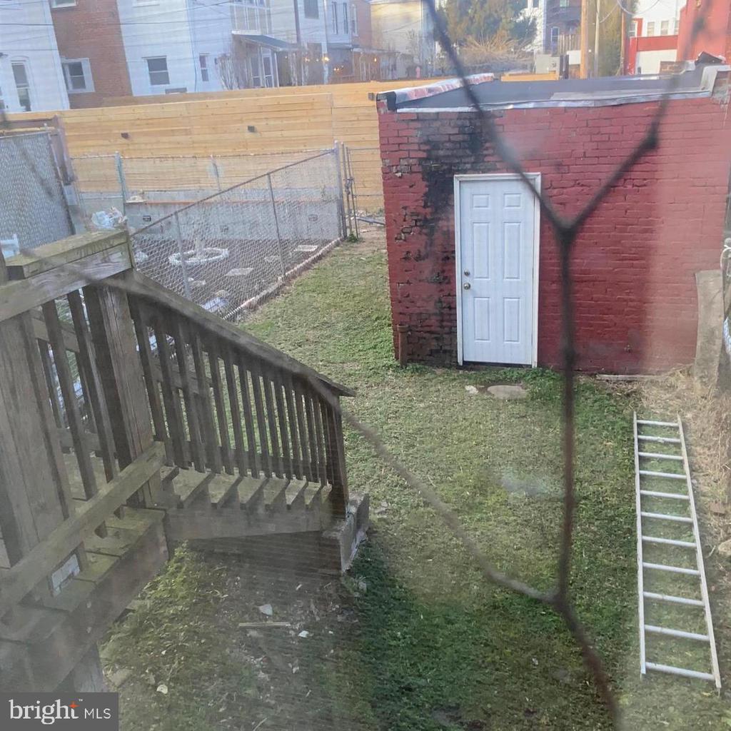 1010 I STREET NE