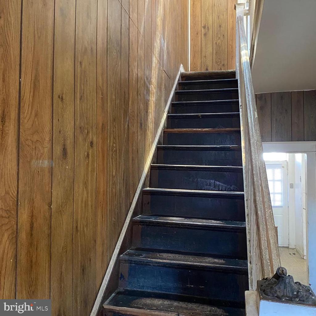 1010 I STREET NE