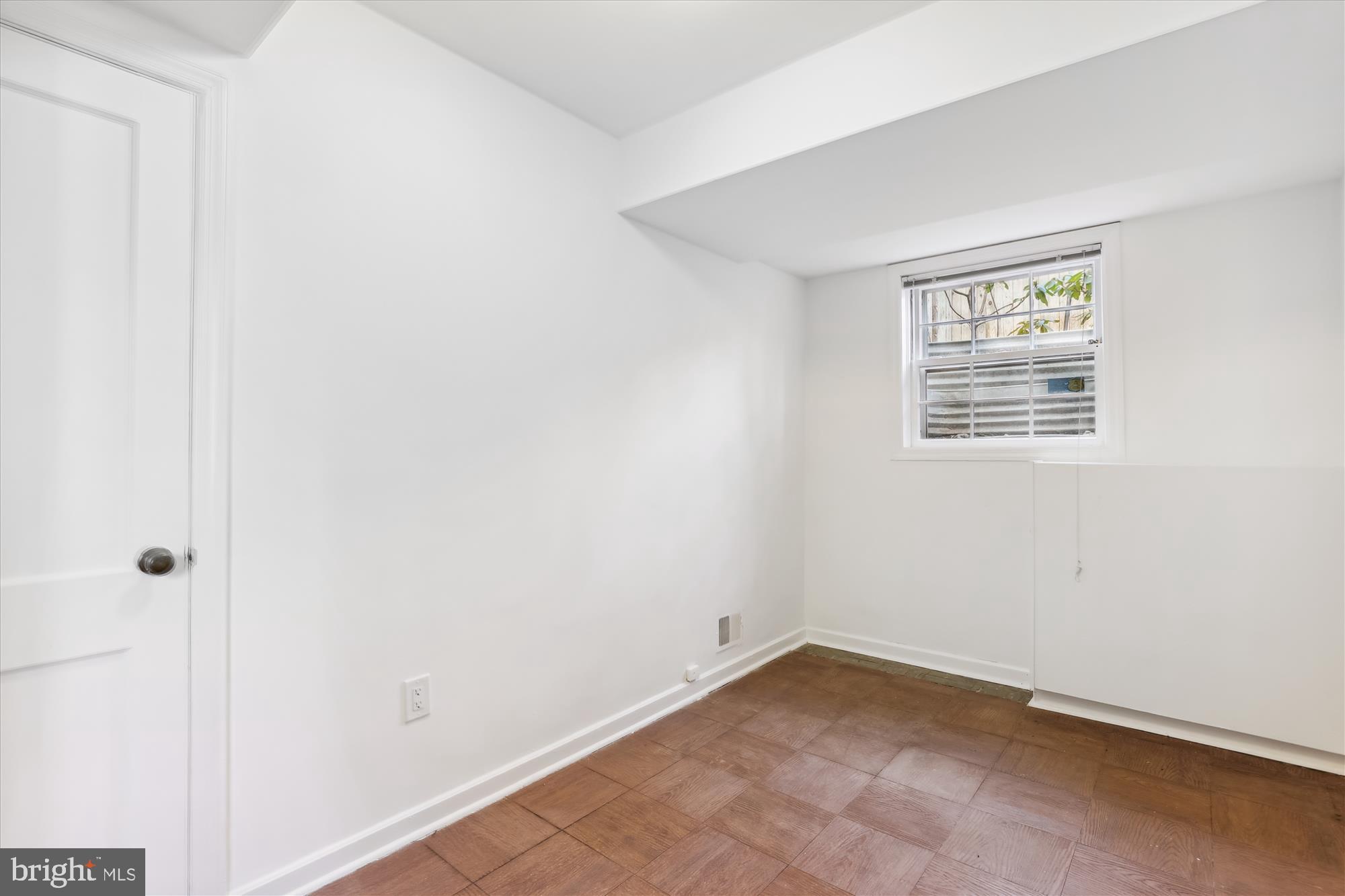 2940 NW GARFIELD TERRACE NW