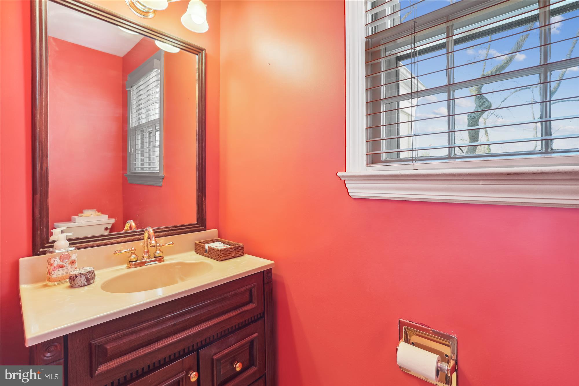 2940 NW GARFIELD TERRACE NW