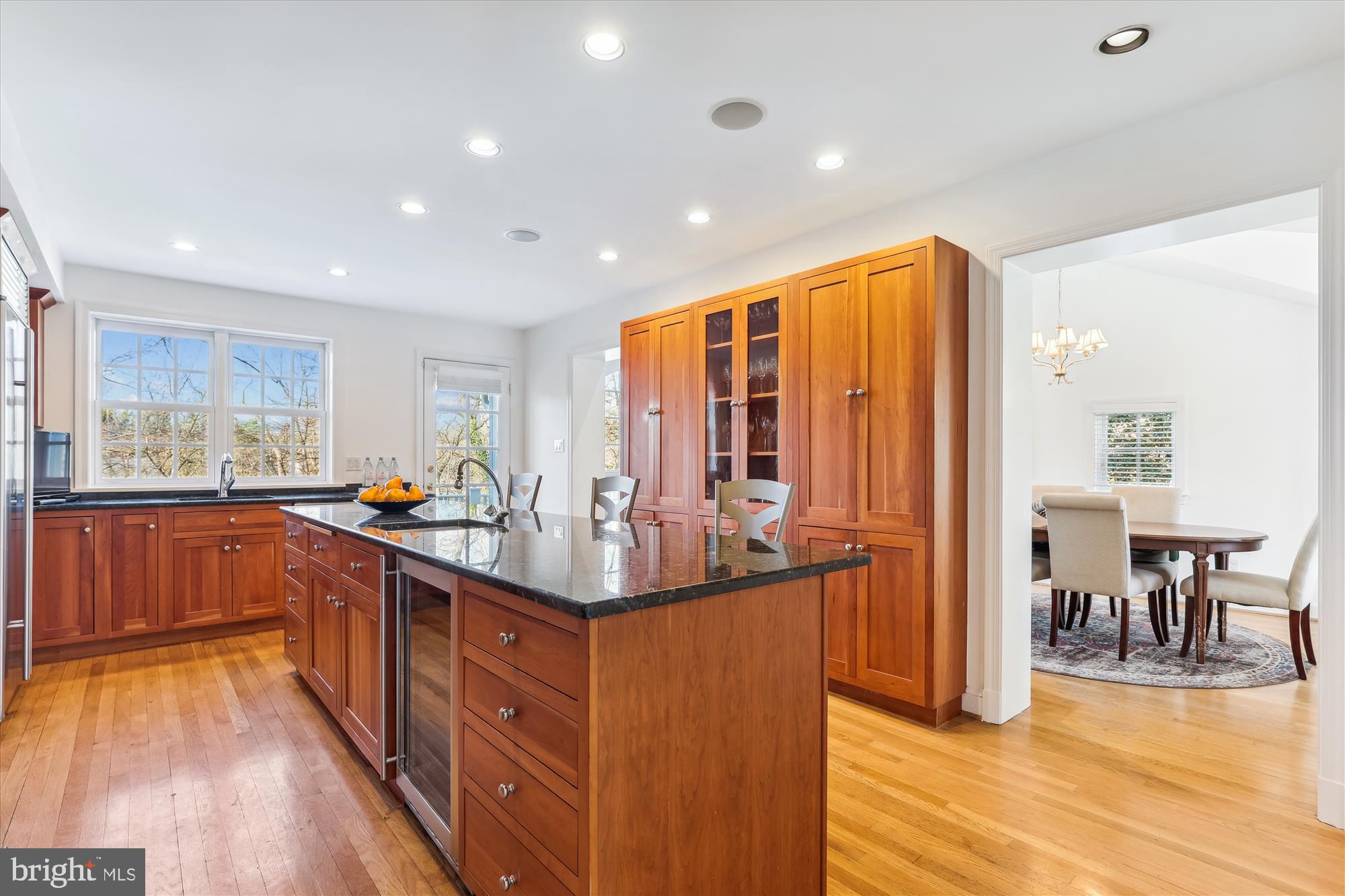 2940 NW GARFIELD TERRACE NW