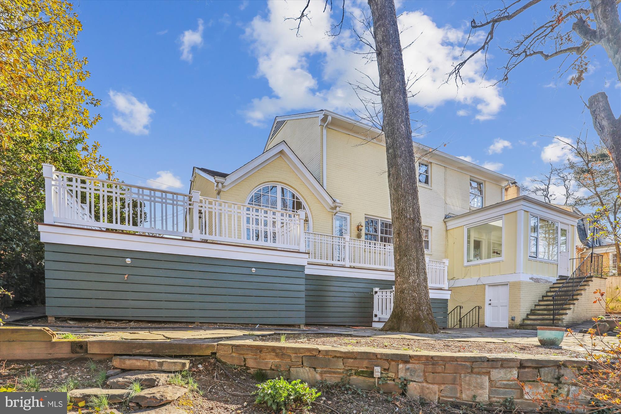 2940 NW GARFIELD TERRACE NW