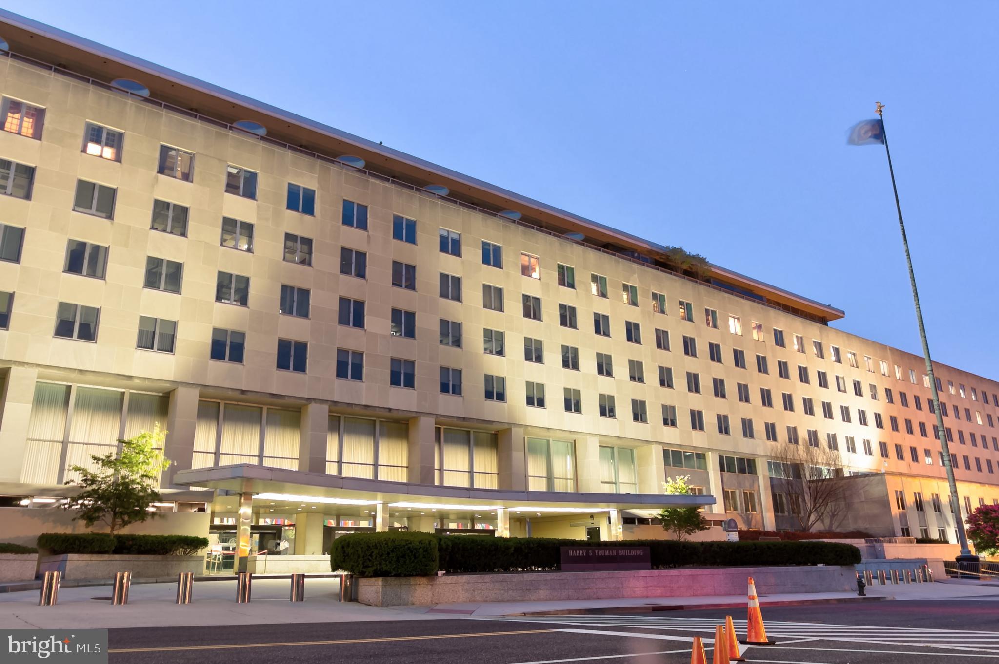 2030 F STREET NW 305