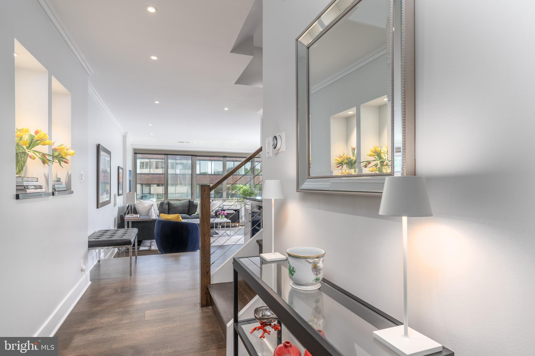 2501 NW M STREET NW 715