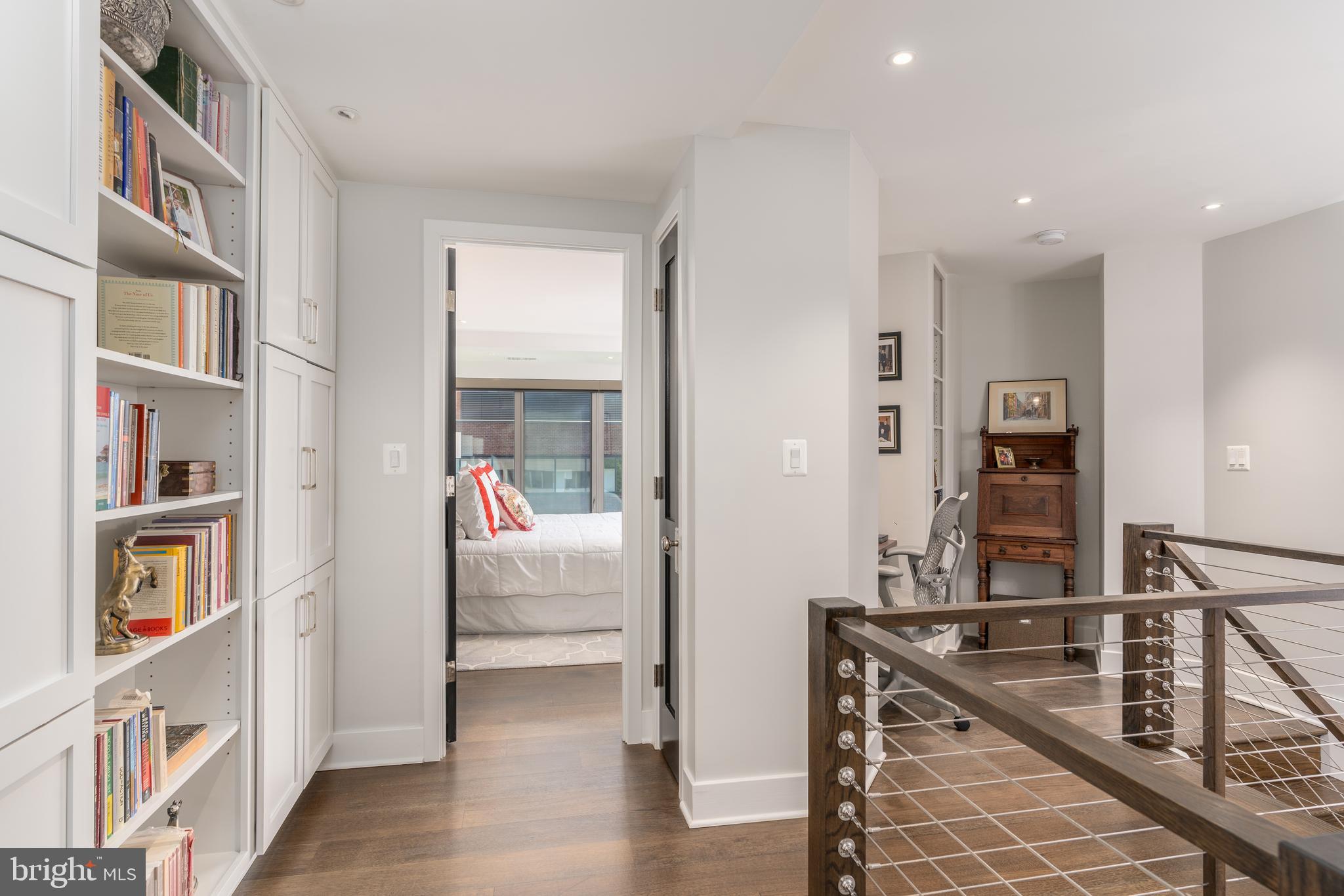 2501 NW M STREET NW 715