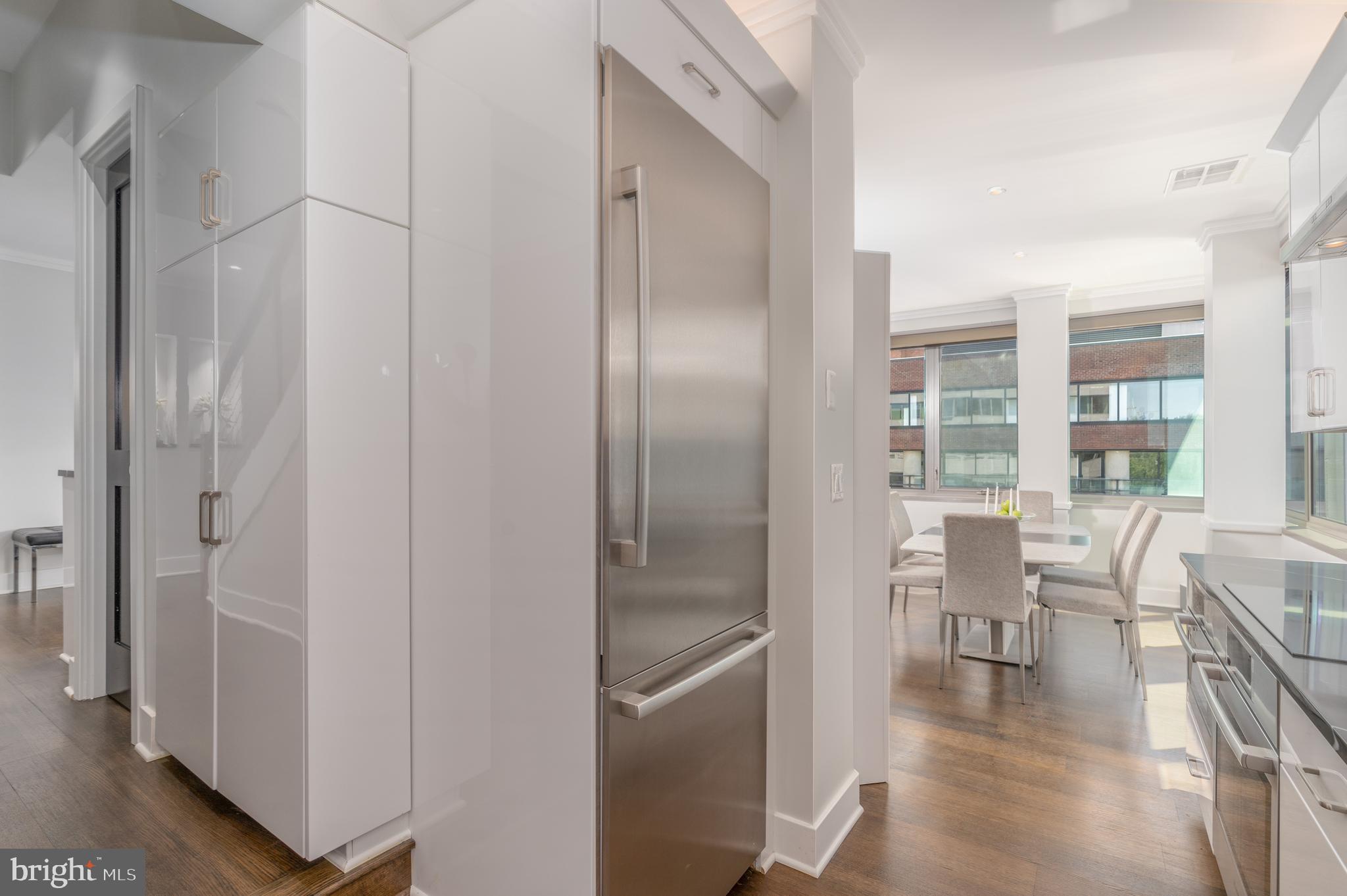 2501 NW M STREET NW 715