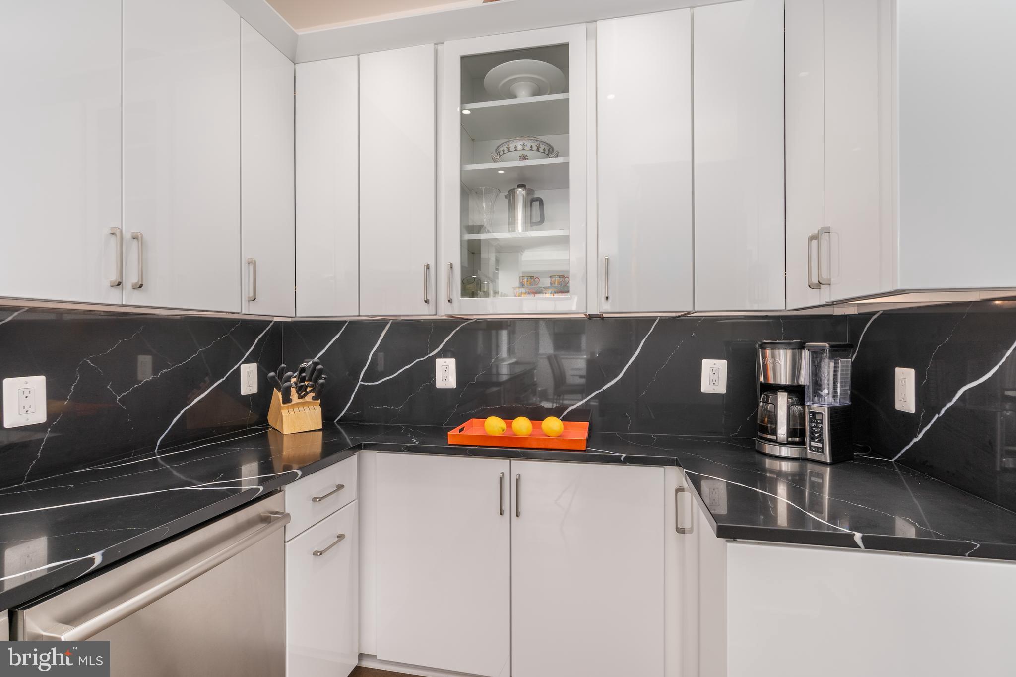 2501 NW M STREET NW 715