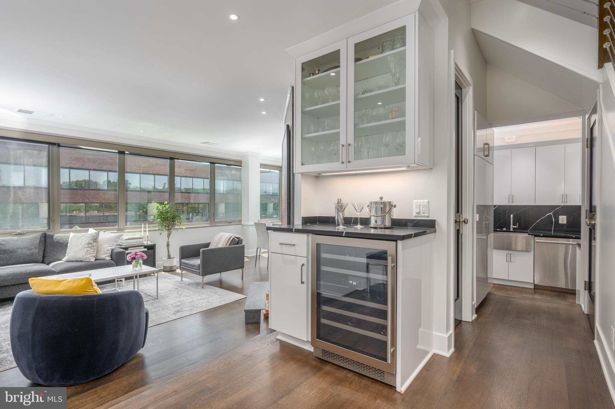 2501 NW M STREET NW 715