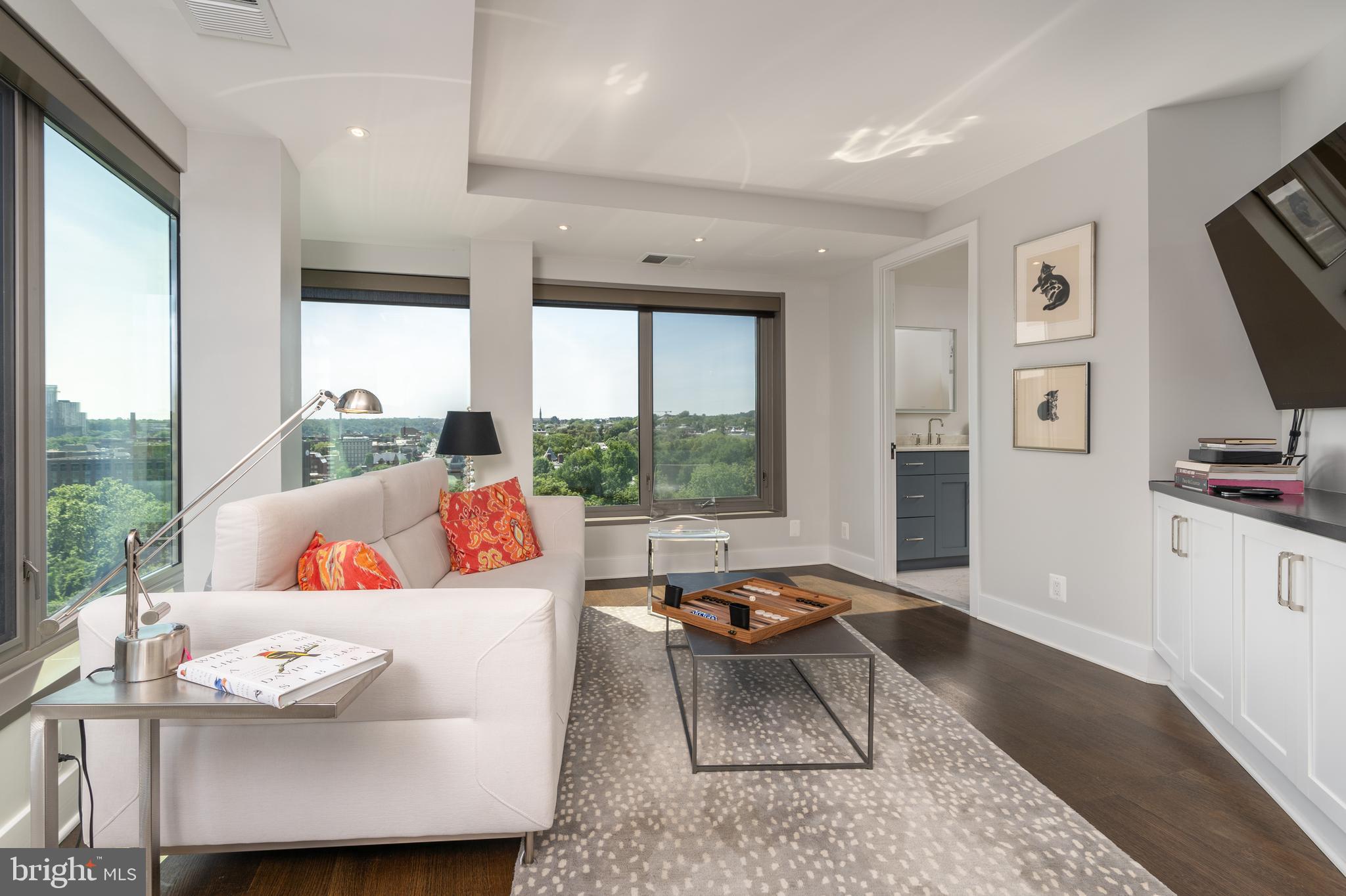 2501 NW M STREET NW 715