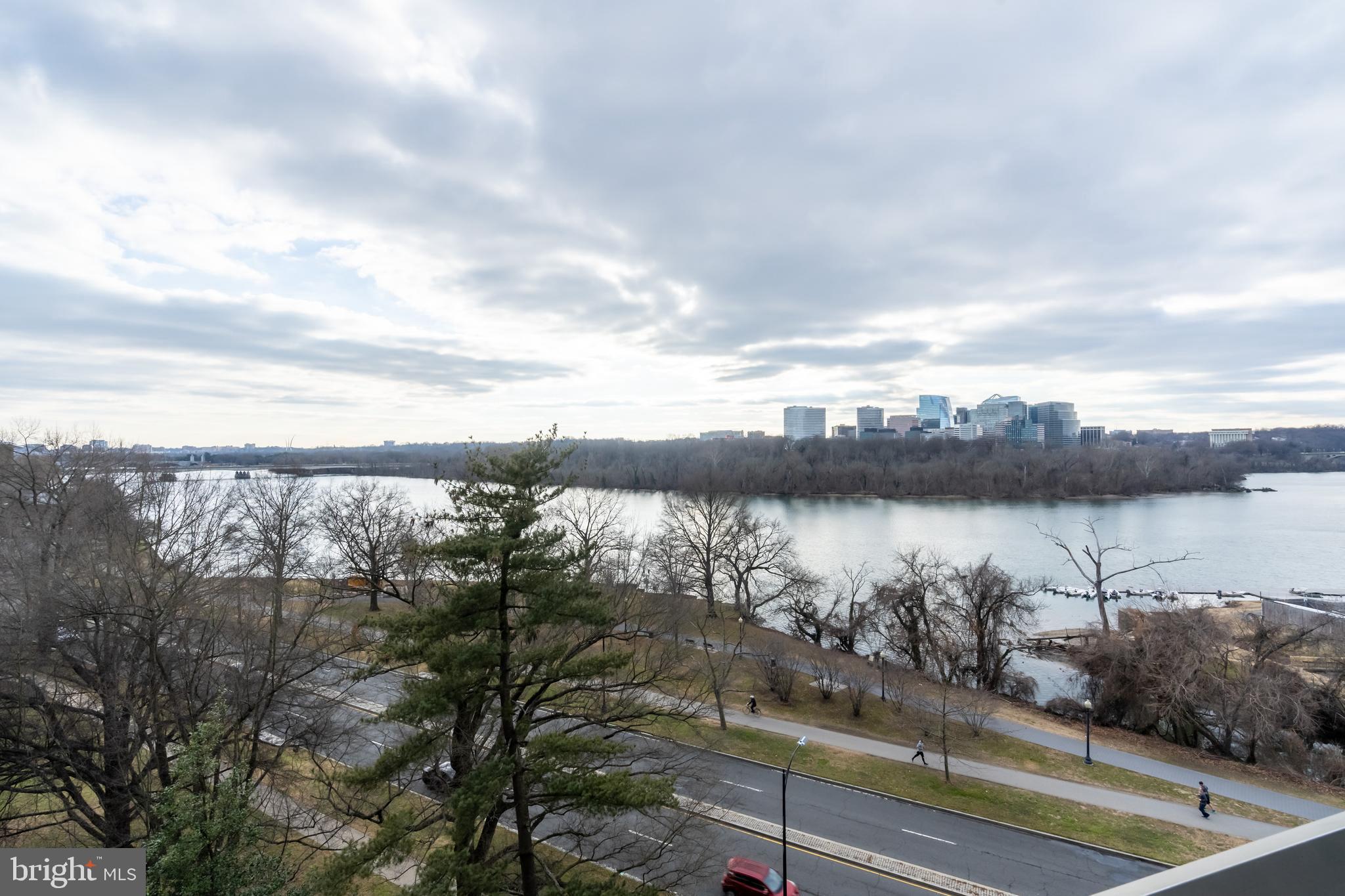 2700 VIRGINIA AVENUE NW 806