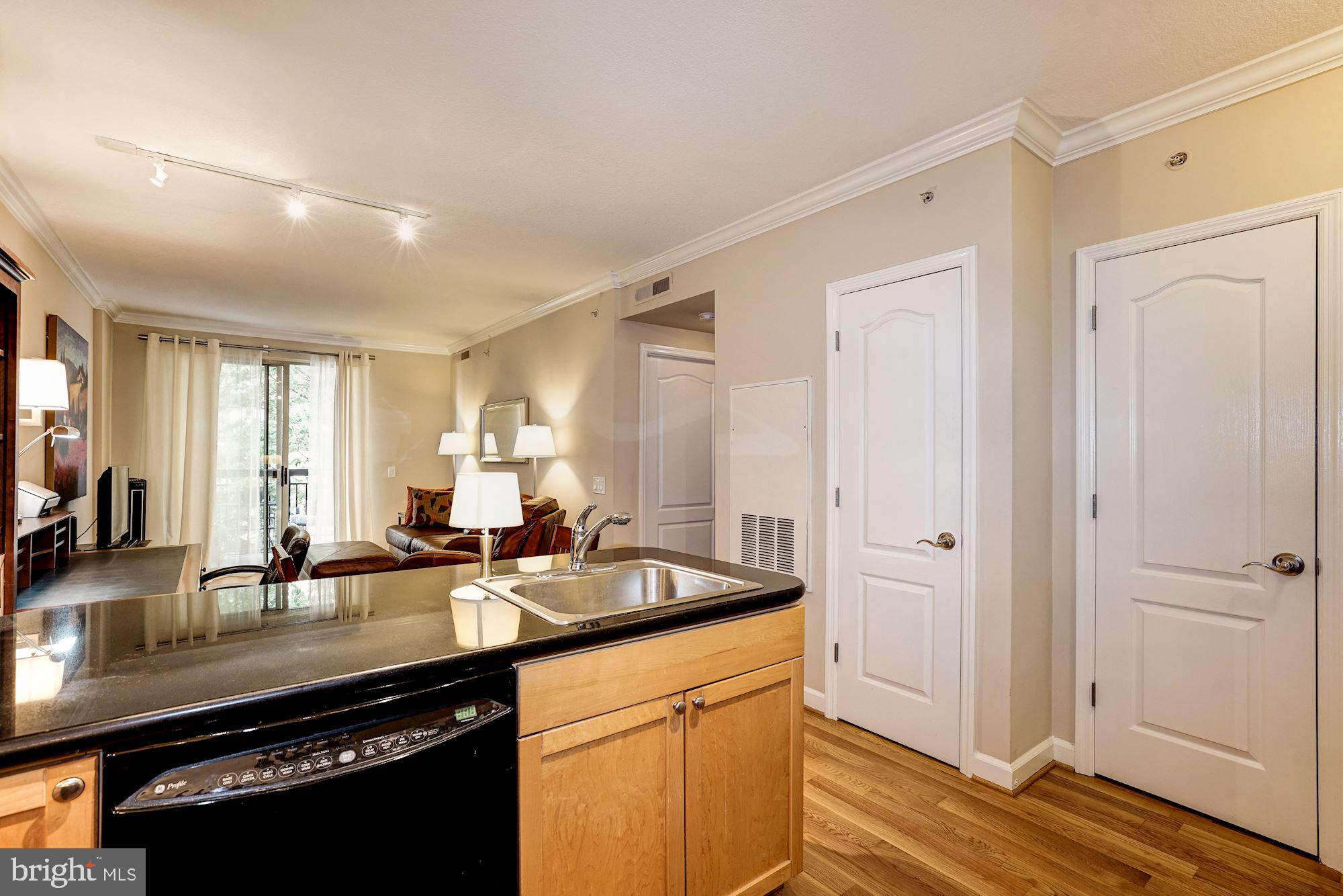 1441 RHODE ISLAND AVENUE NW 206