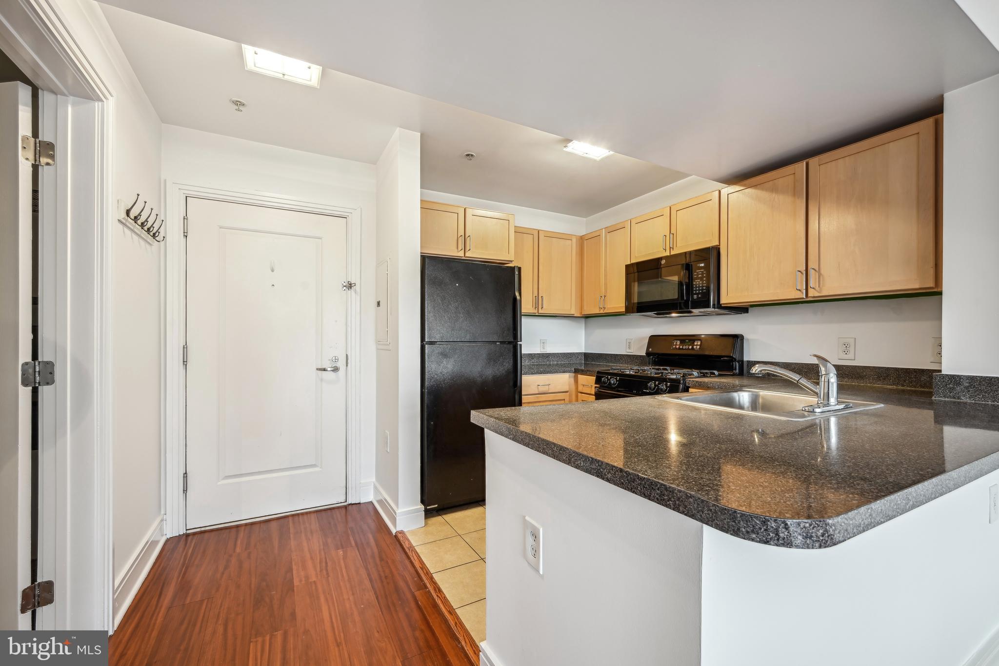 800 4TH STREET SW N410