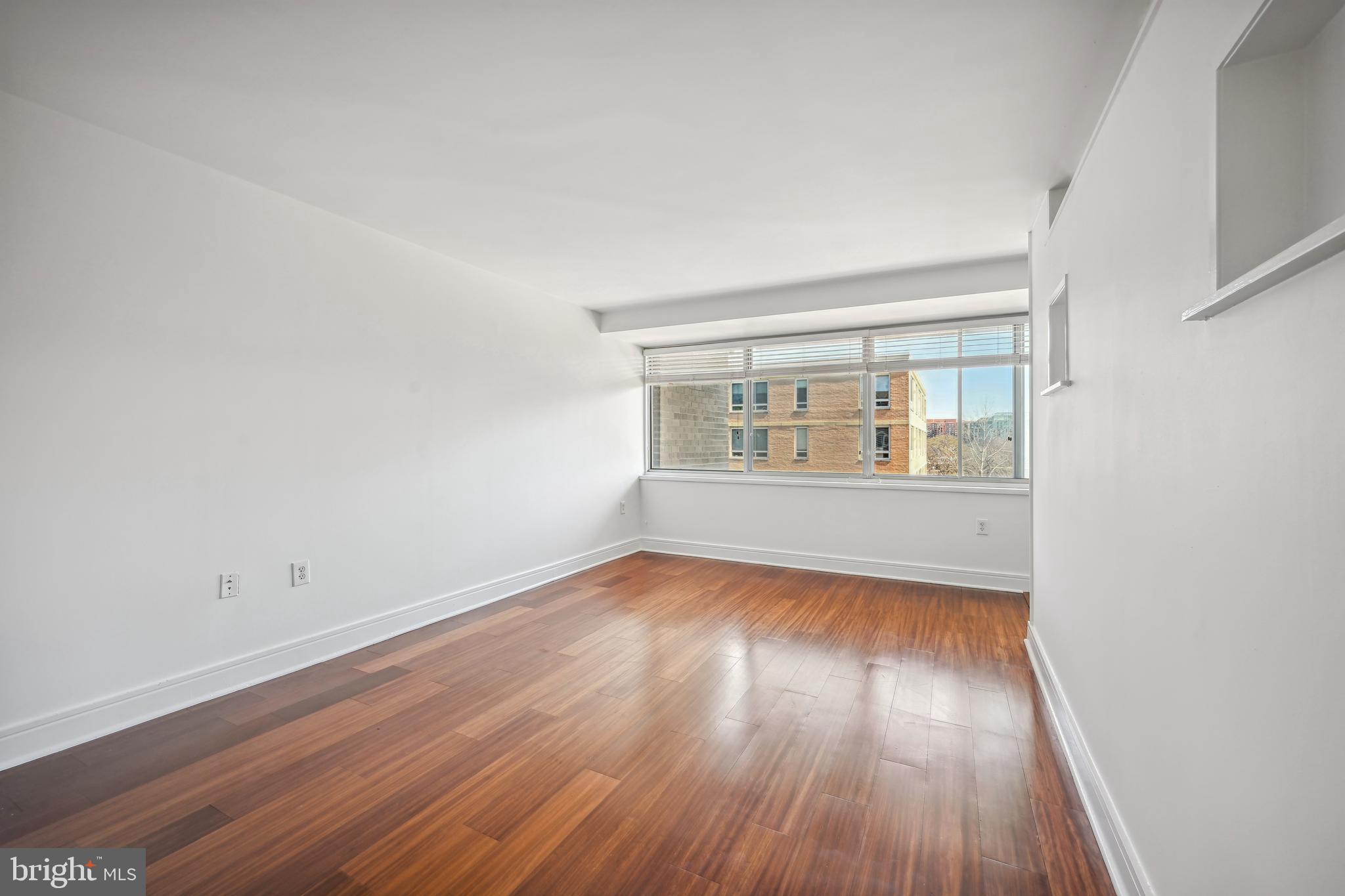 800 4TH STREET SW N410