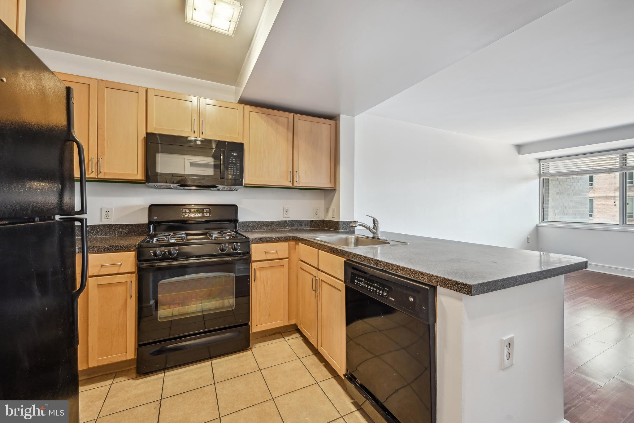 800 4TH STREET SW N410